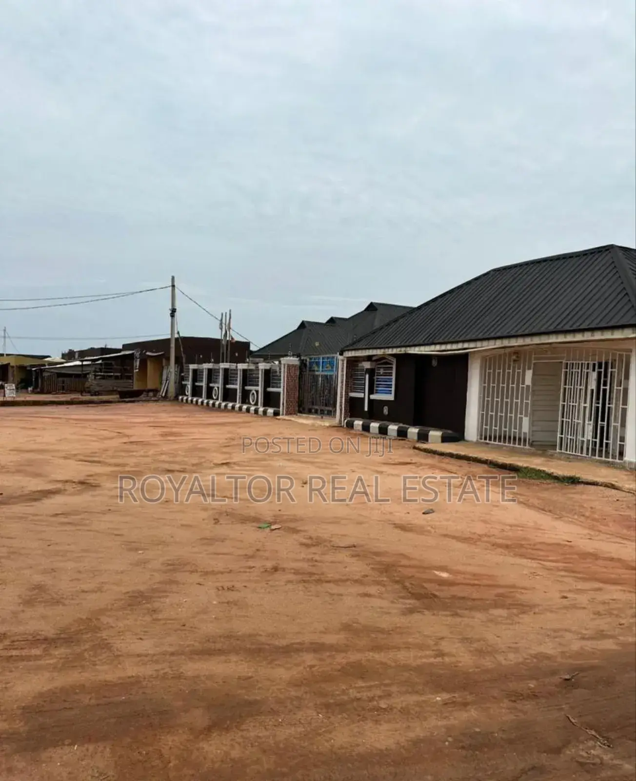 Luxury Hotel With 18 Rooms for Sale in Benin City