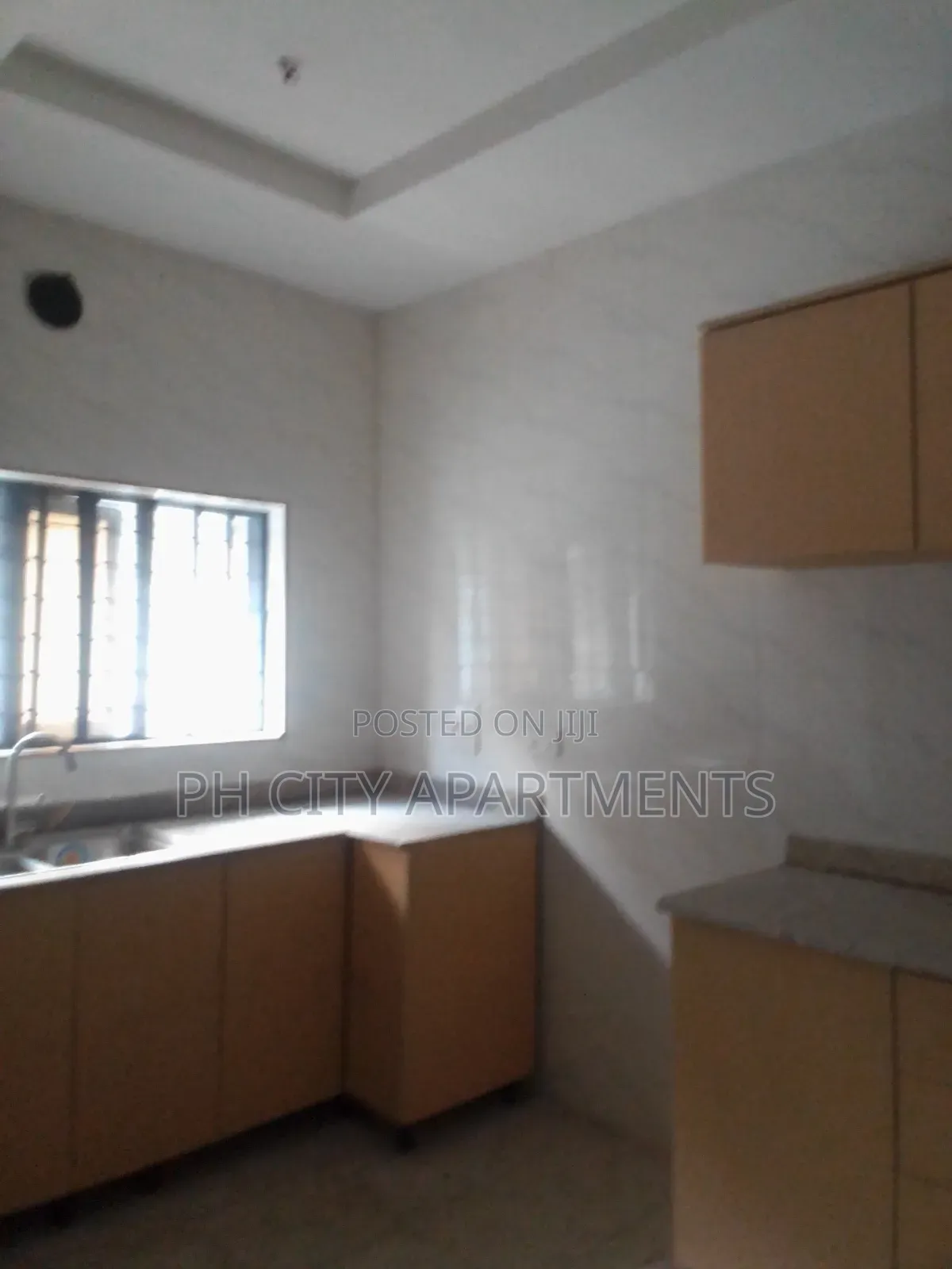 1bdrm Block of Flats in Chinda, Shell Location for rent in Shell Location
