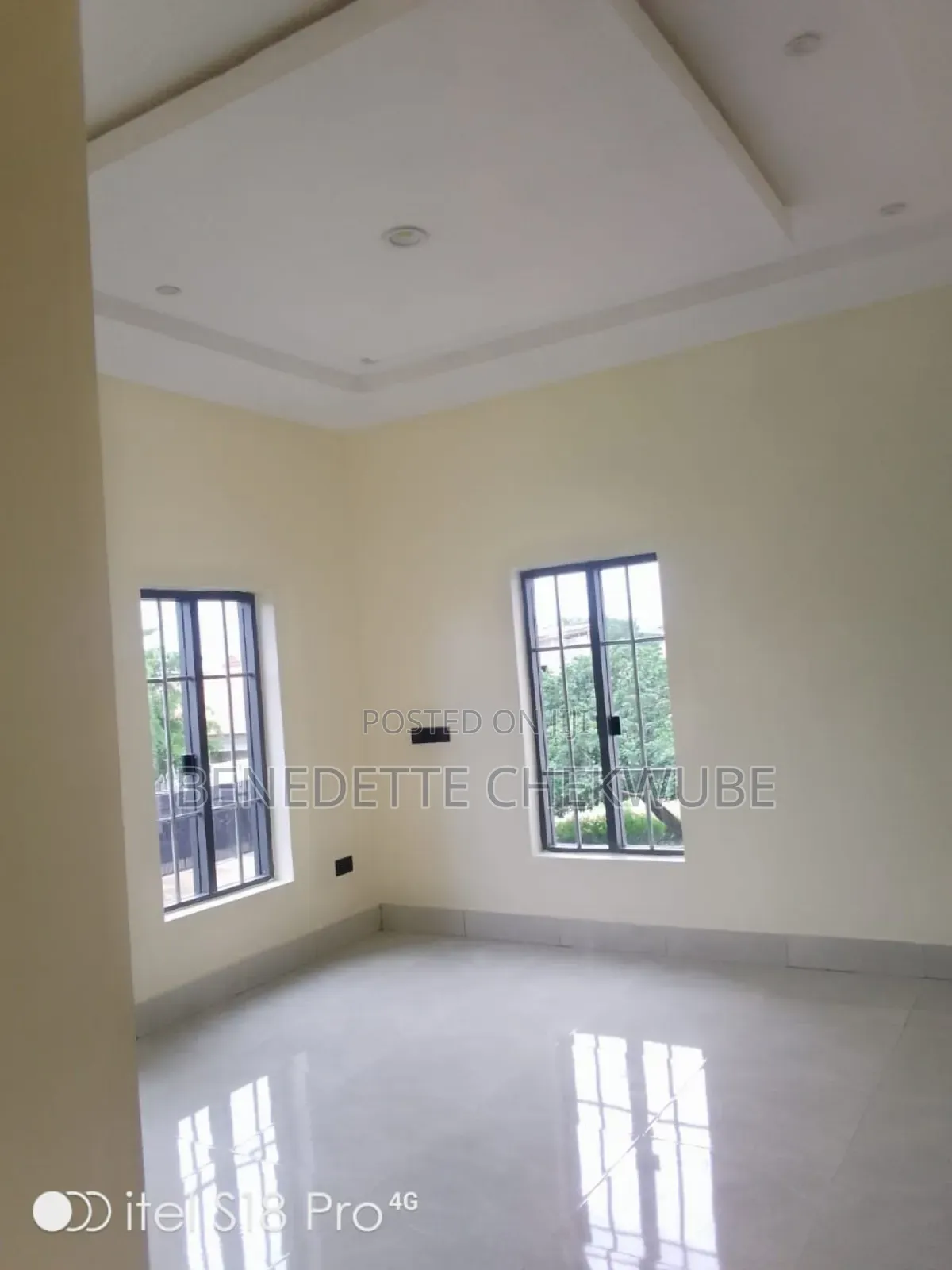 2bdrm Block of Flats in Woji, Port-Harcourt for sale in Port-Harcourt