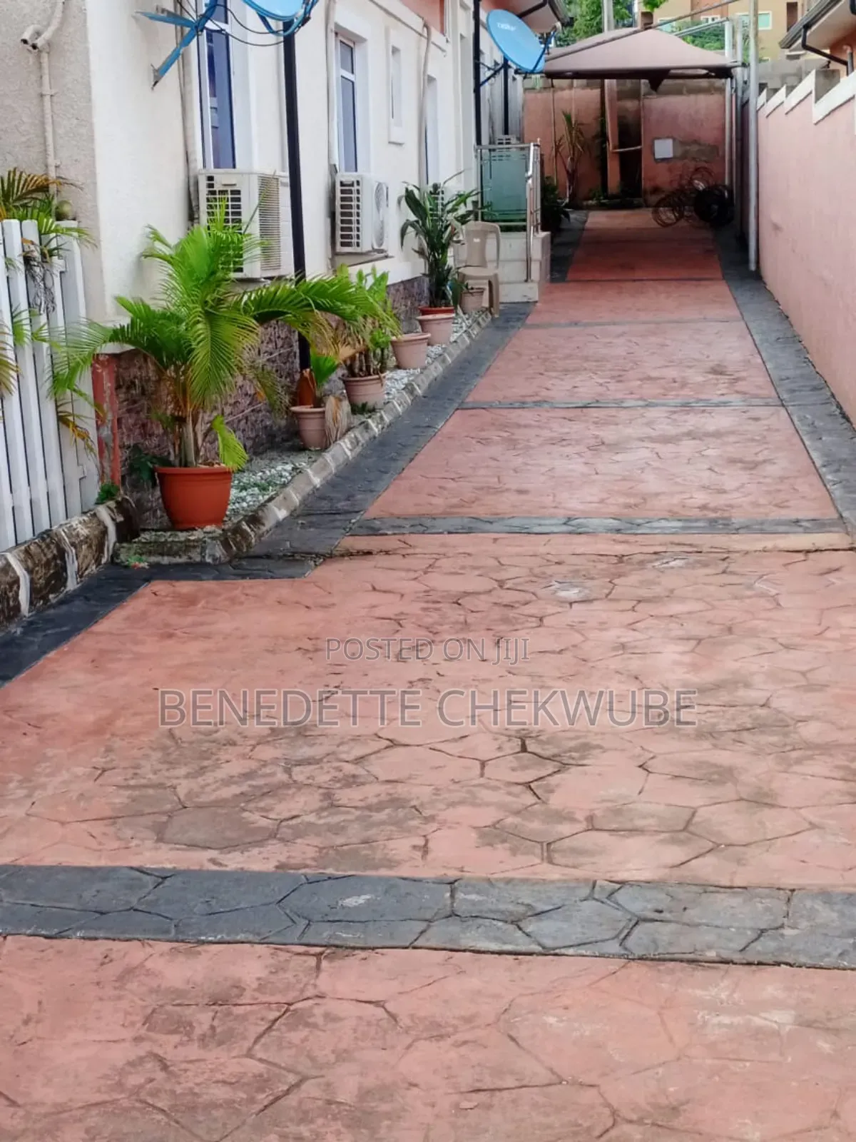 2bdrm Block of Flats in Woji, Port-Harcourt for sale in Port-Harcourt