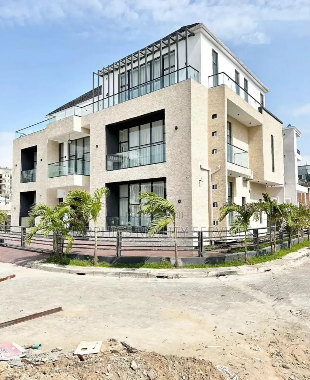 5bdrm Duplex in Lekki for sale in Lekki