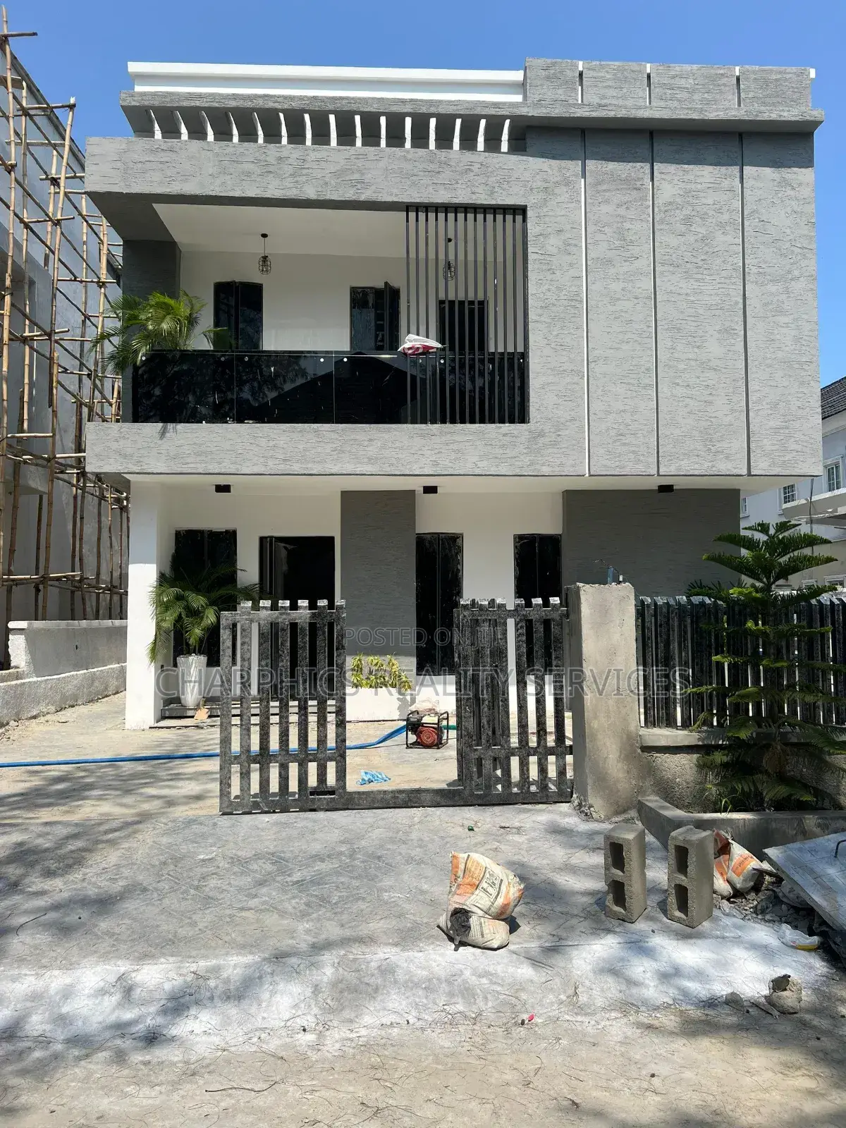 5bdrm Duplex in Lekki for sale in Lekki