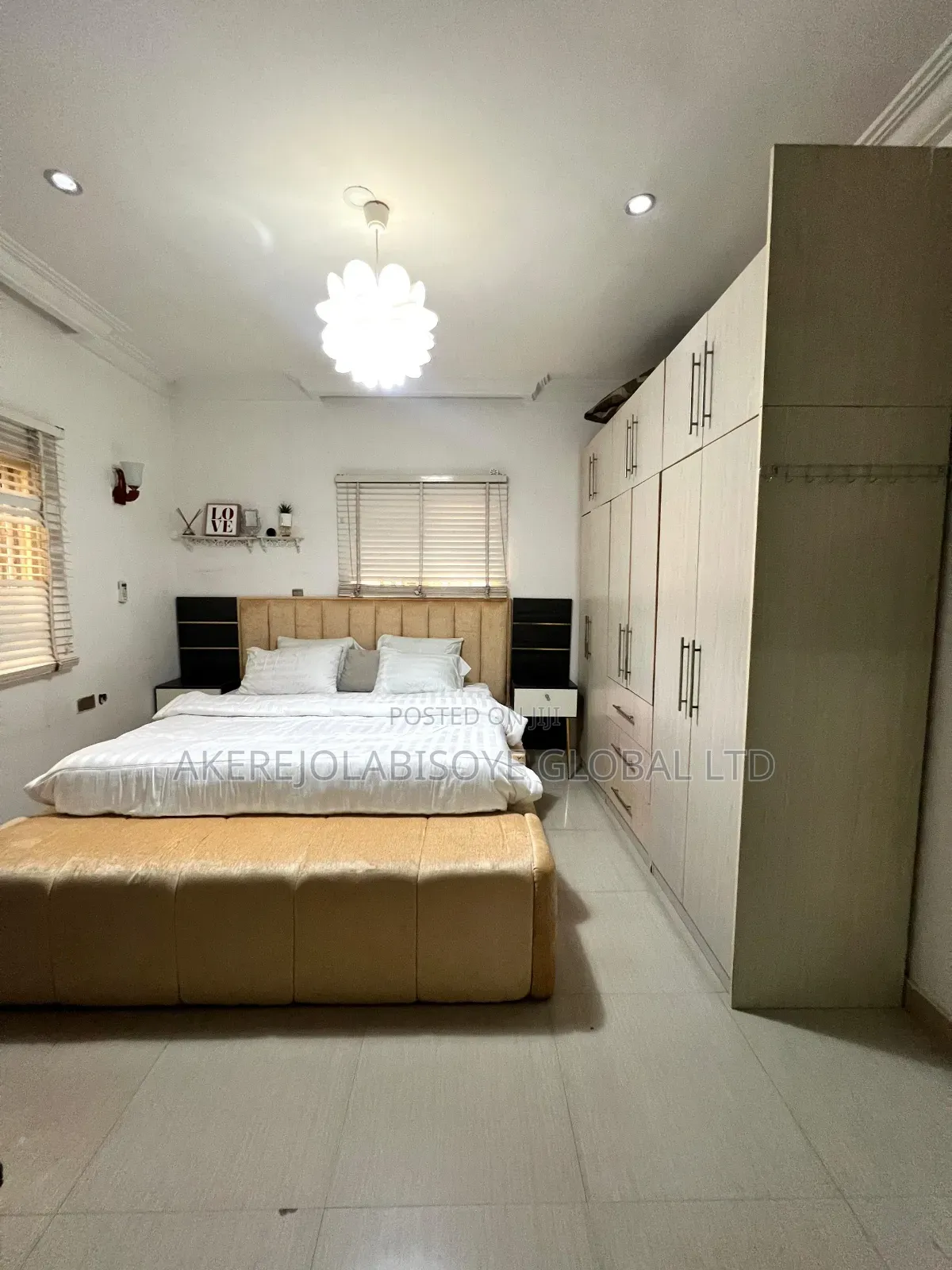 2bdrm Block of Flats in In An Estate Around for rent in Life Camp