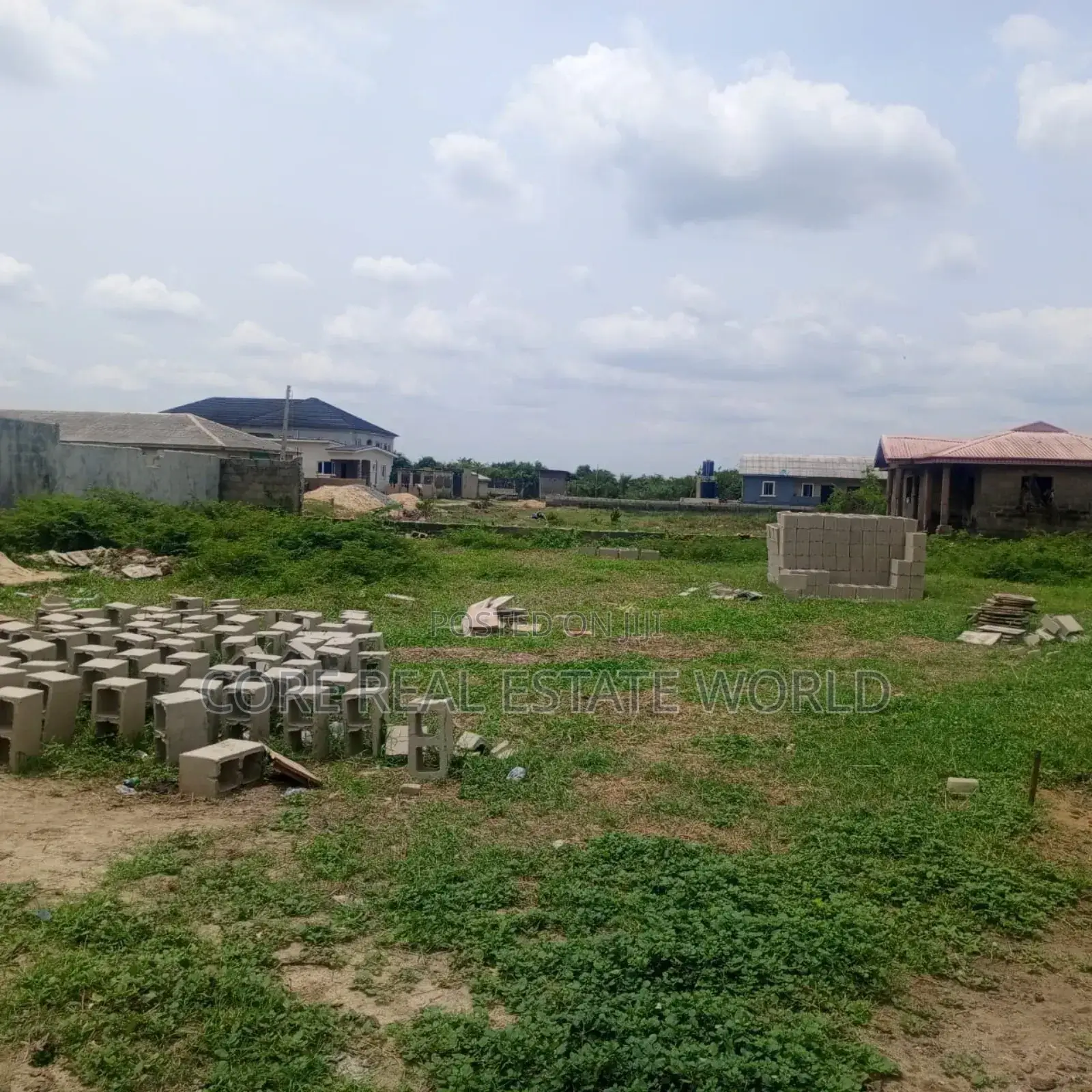 Estate Land, Ketu Alapere, Mainland, Lagos State in New Garage / Ojota
