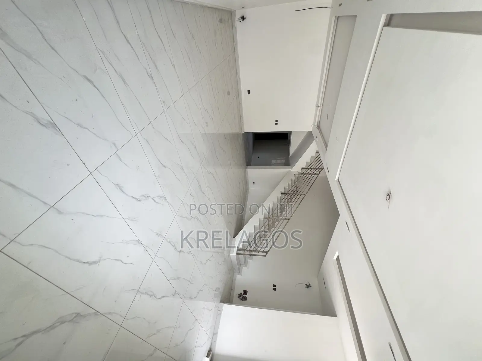 4bdrm Townhouse/Terrace in Lekki for Sale in Ikate