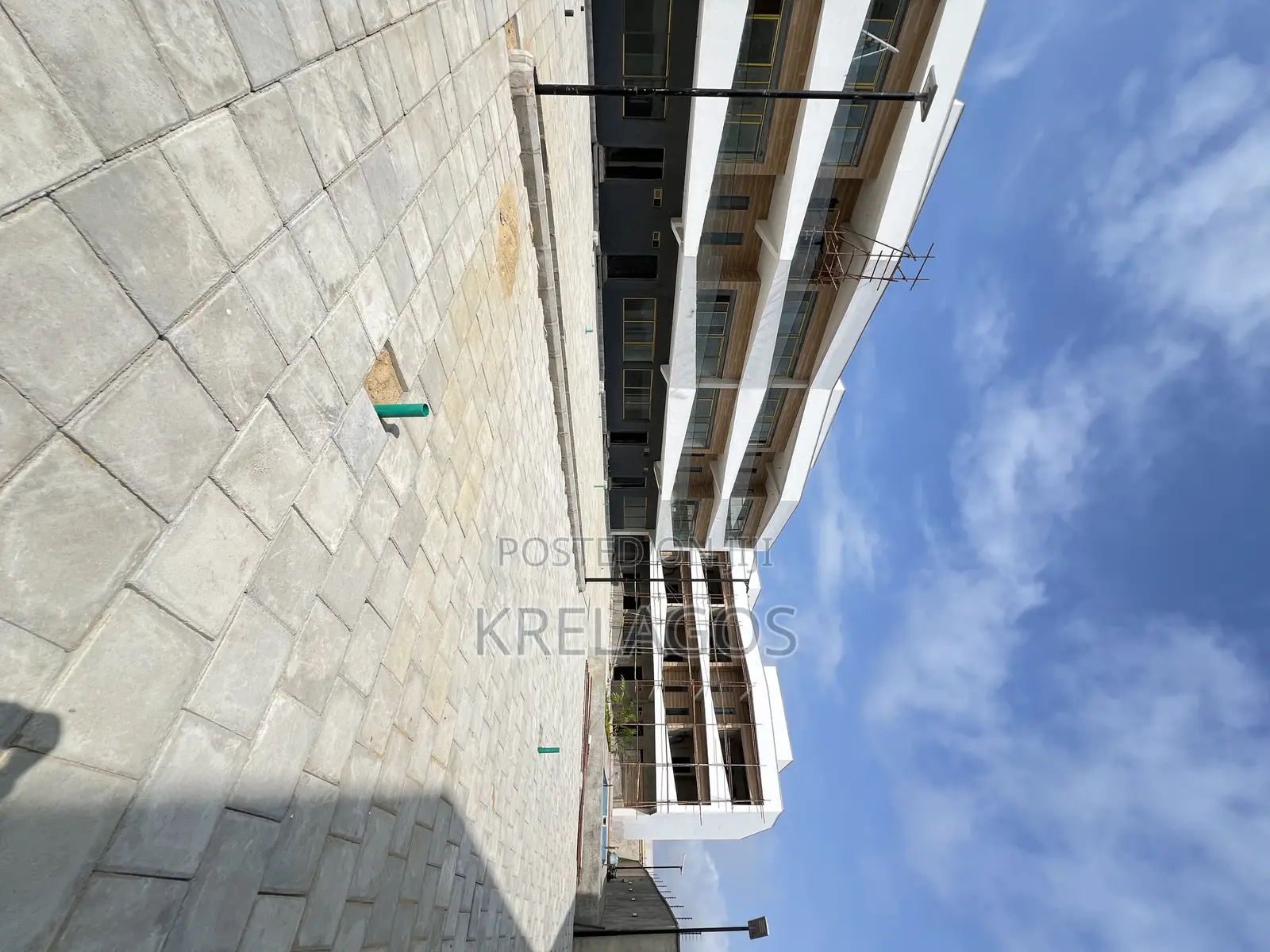4bdrm Townhouse/Terrace in Lekki for Sale in Ikate