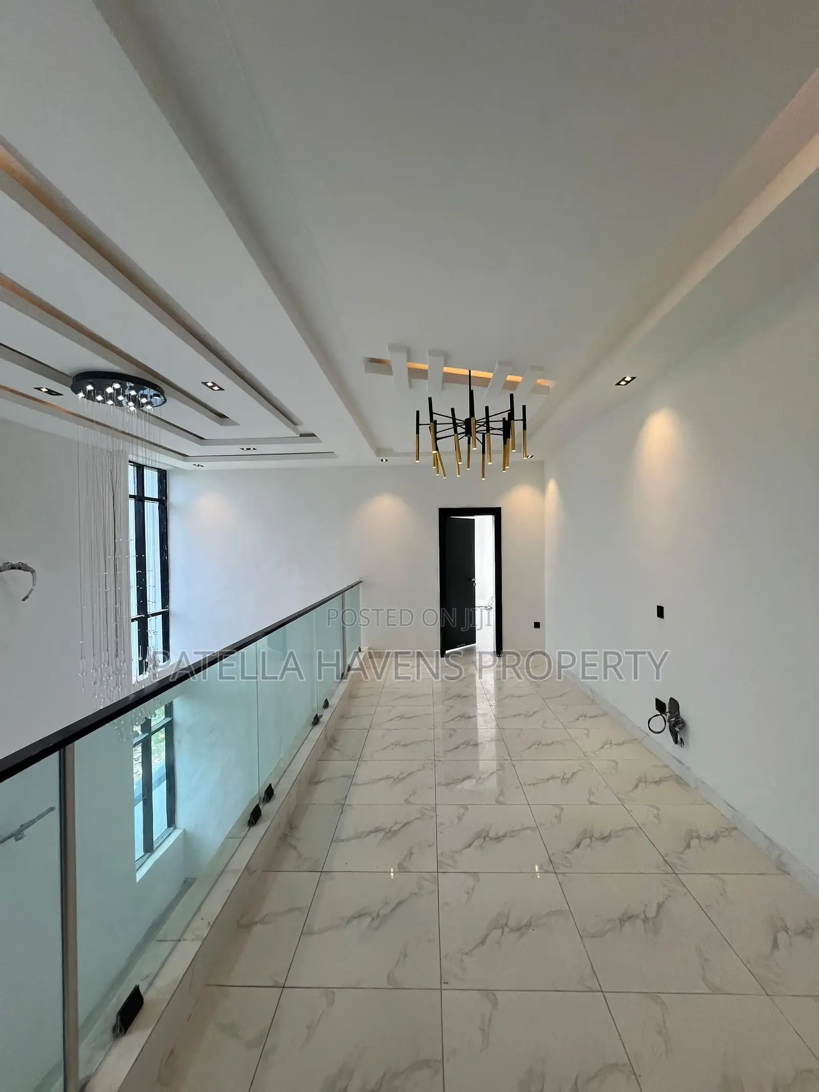 5bdrm Duplex in Sangotedo for sale in Sangotedo