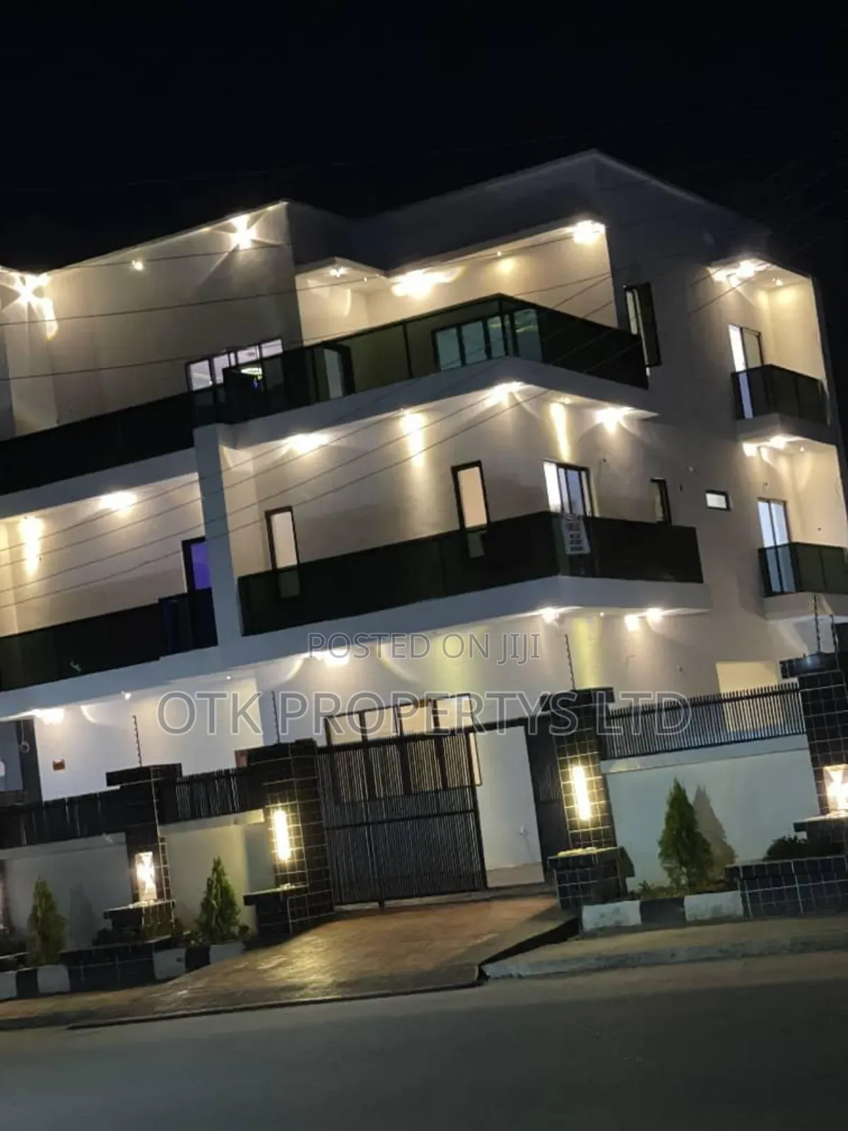 Furnished 4bdrm Duplex in Fo1, Kubwa for sale in Kubwa