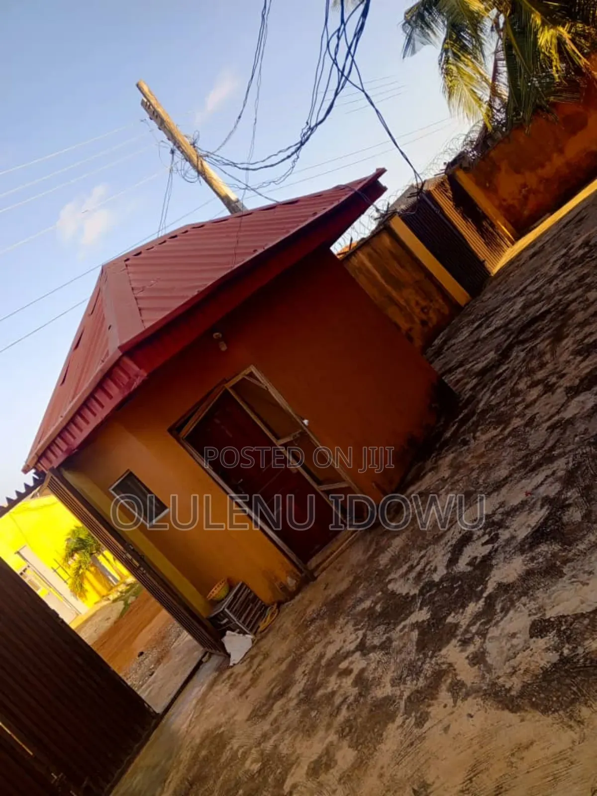 Furnished 3bdrm Block of Flats in Gowon Estate, Alimosho for sale in Alimosho