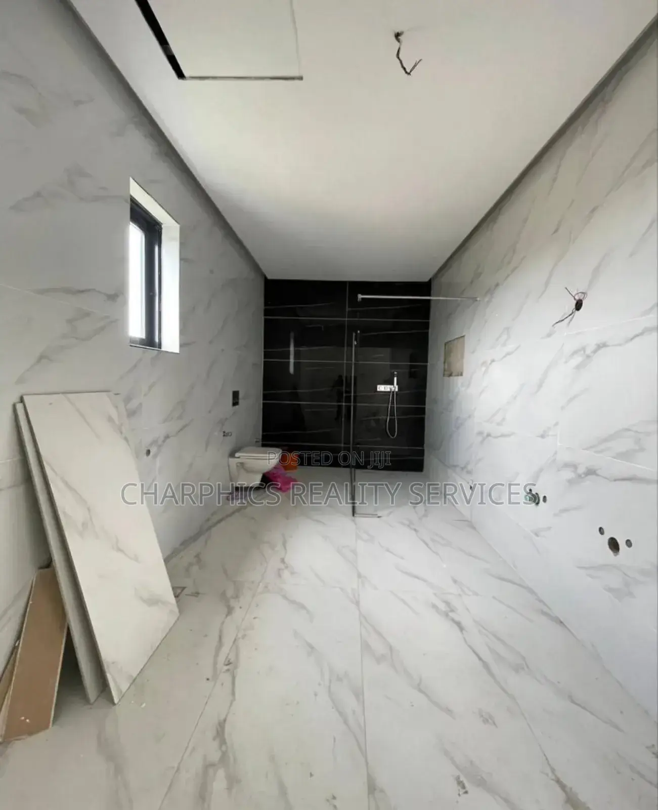 5bdrm Duplex in Osapa london for sale in Osapa london