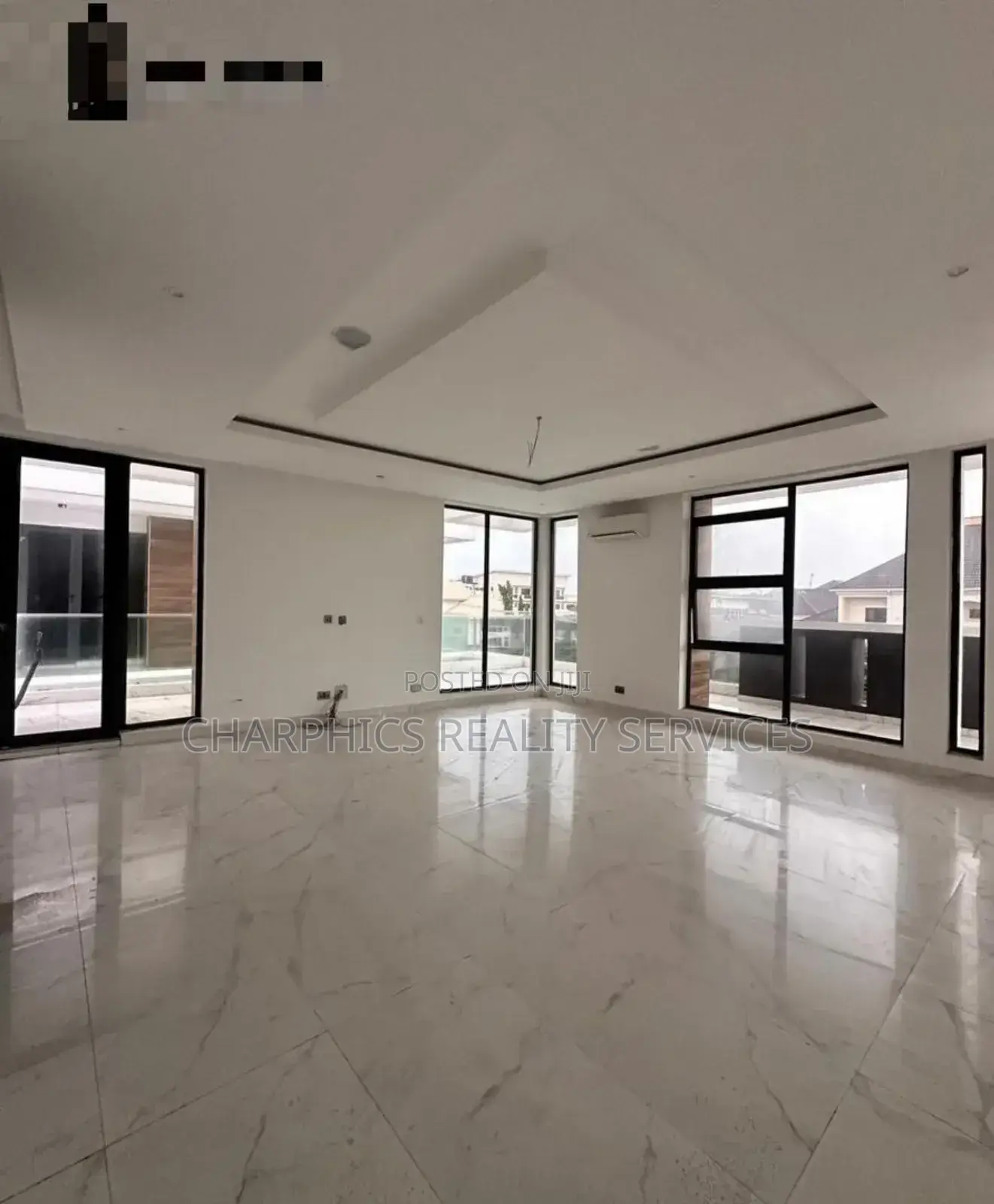 5bdrm Duplex In Lekki Phase 1 For Sale in Lekki Phase 1
