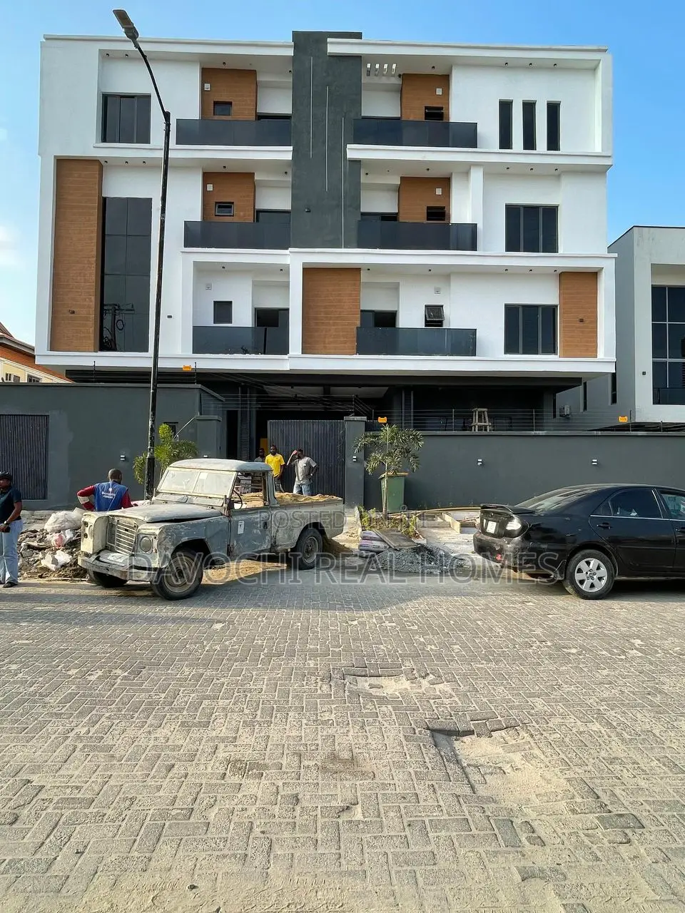 3bdrm Duplex in Lekki Phase 1 for sale in Lekki Phase 1