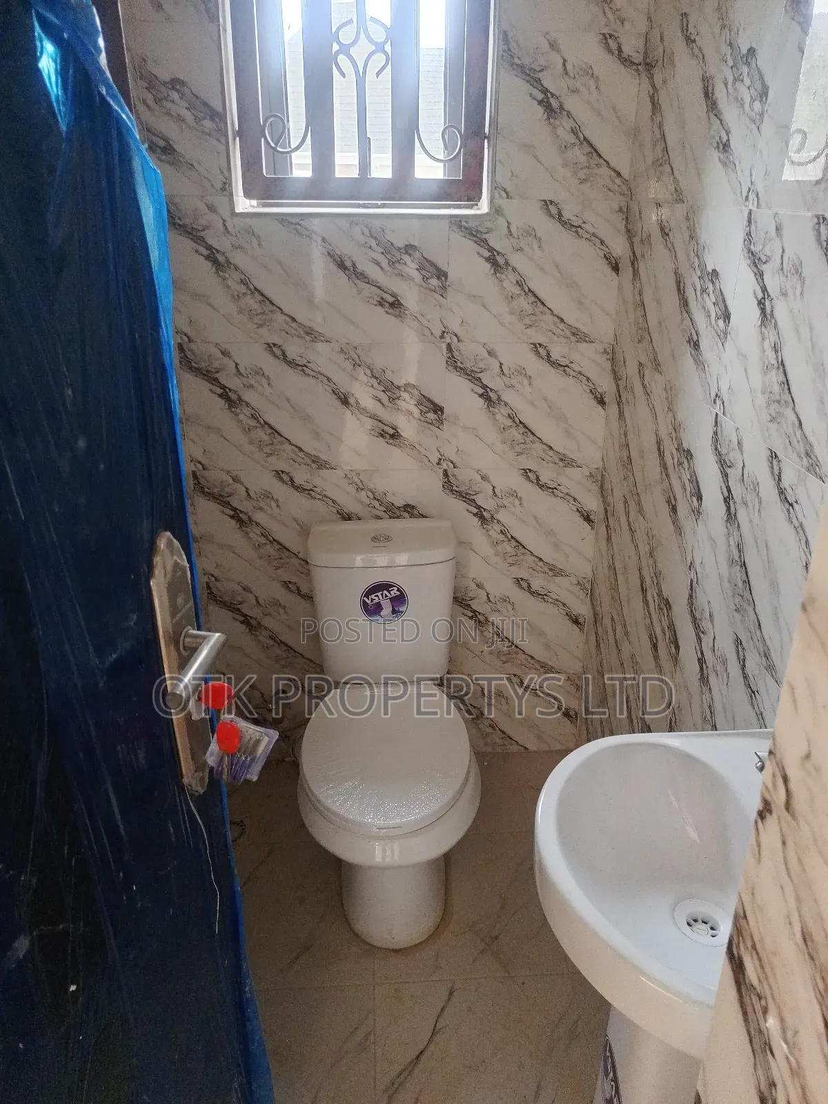 Furnished 2bdrm Block of Flats in Fo1, Kubwa for rent in Kubwa
