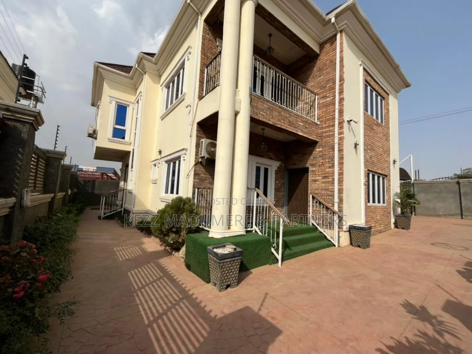 Furnished 4bdrm Duplex in Gaduwa ,Abuja , Fct for sale in Gaduwa