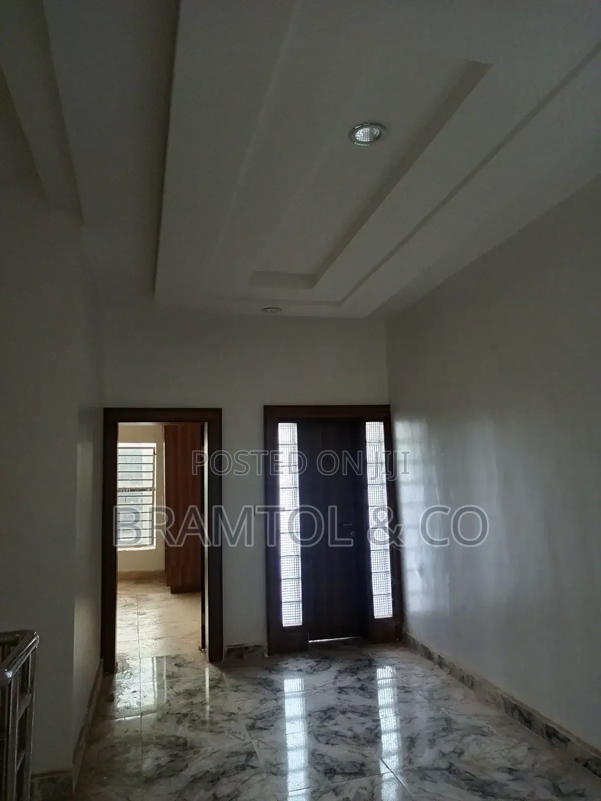 5bdrm Townhouse / Terrace in Wuye for rent in Wuye