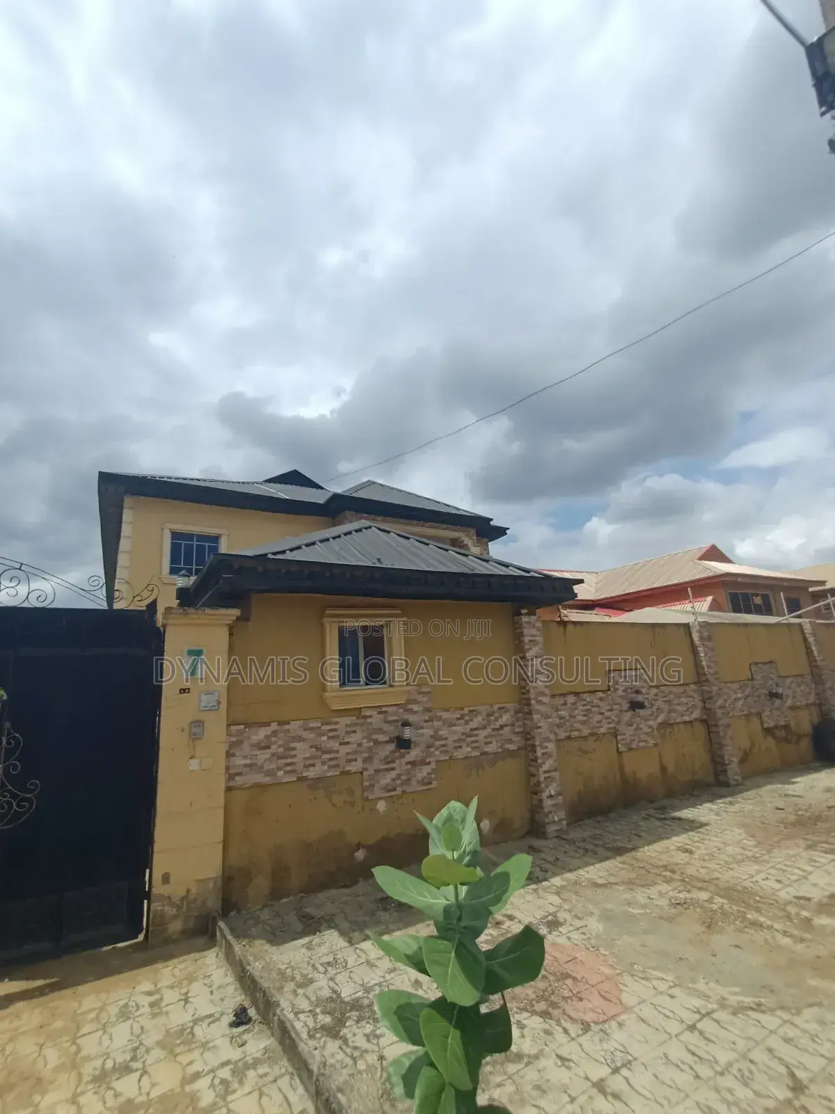 Furnished 6bdrm Mansion in Unilag Estate Magodo for sale in GRA Phase 1