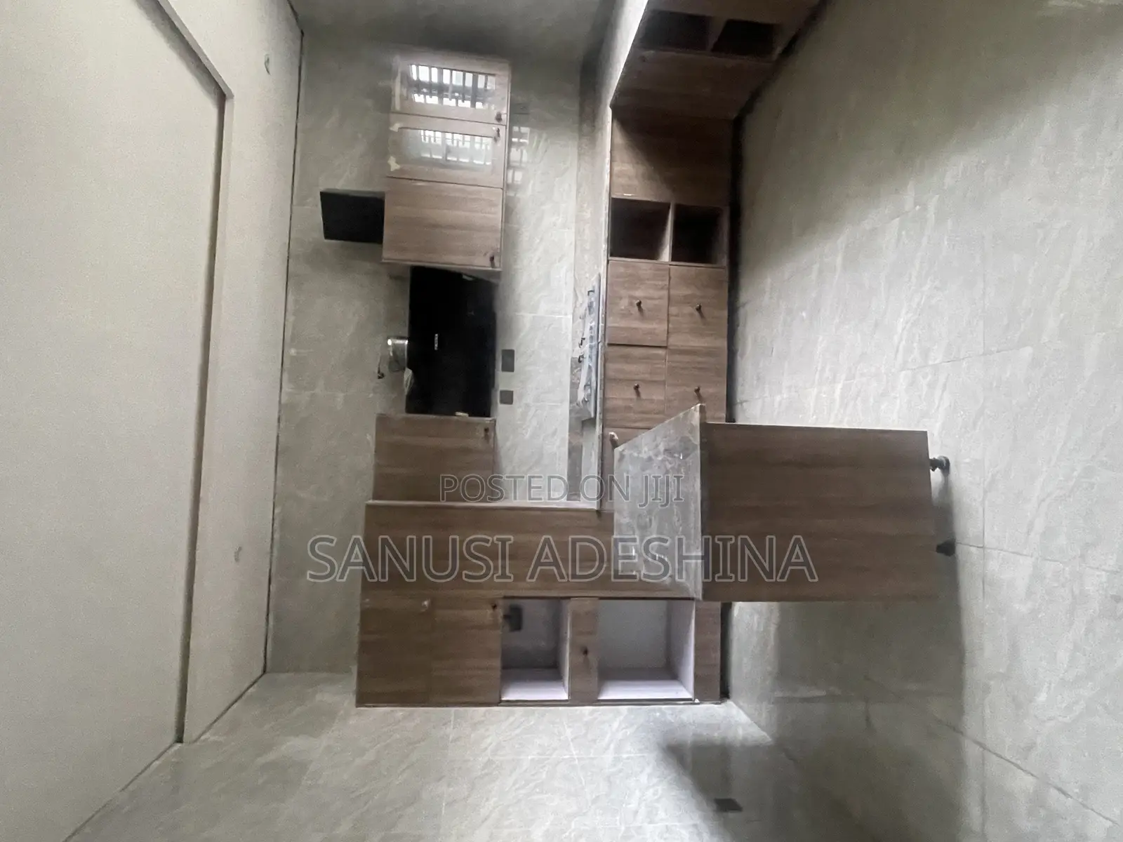 5bdrm Duplex in Life Camp Abuja for sale in Life Camp