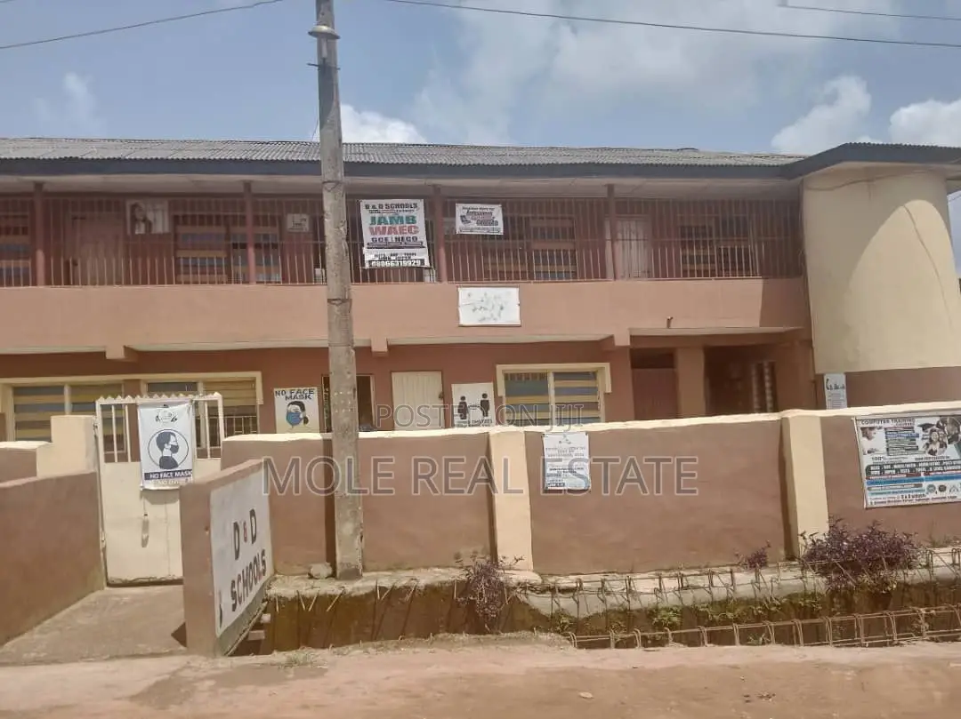 5bdrm Duplex in Obadore, Igando / Ikotun/Igando for sale in Igando / Ikotun/Igando