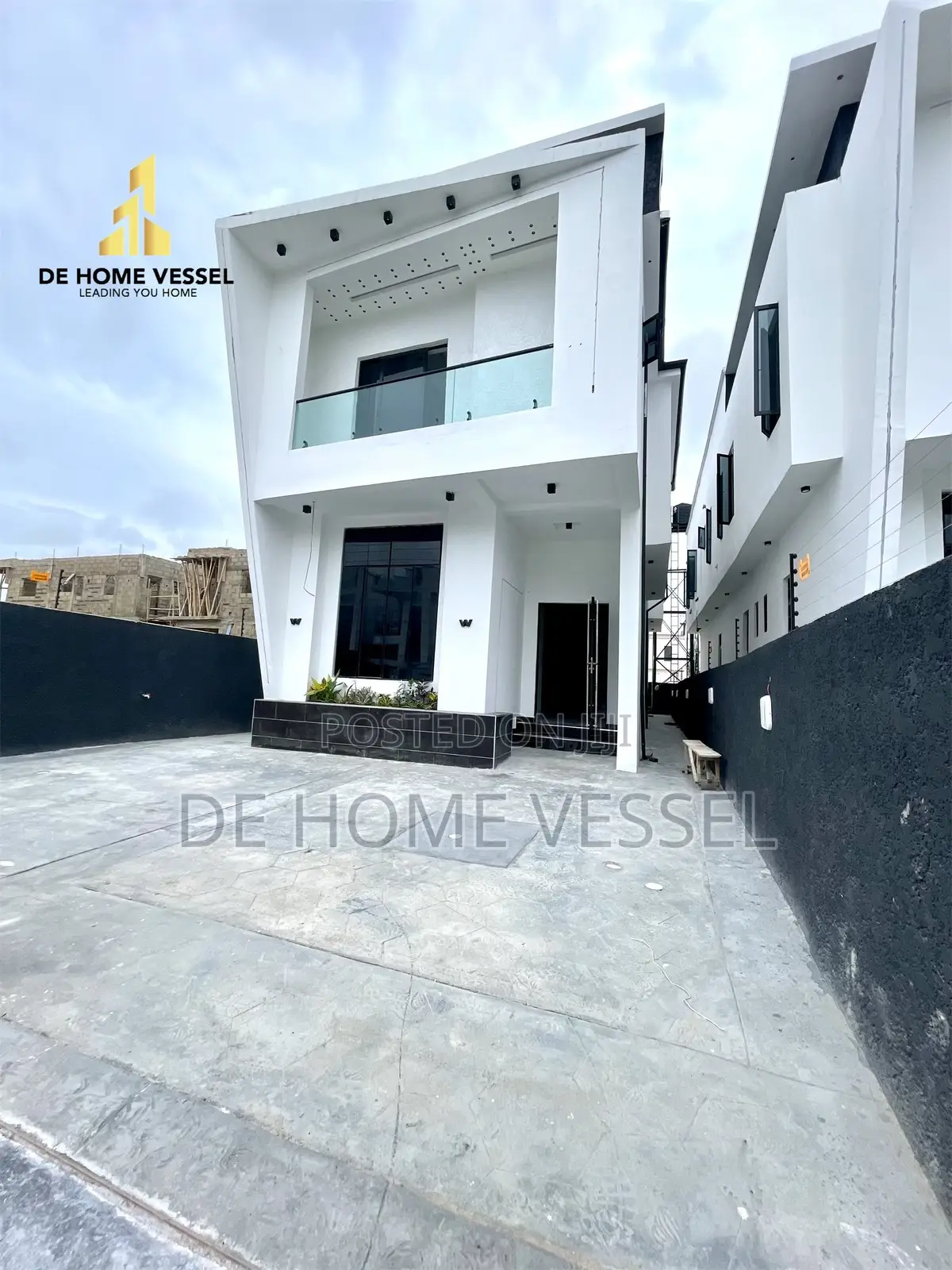5bdrm Duplex in Ajah for sale in Ajah