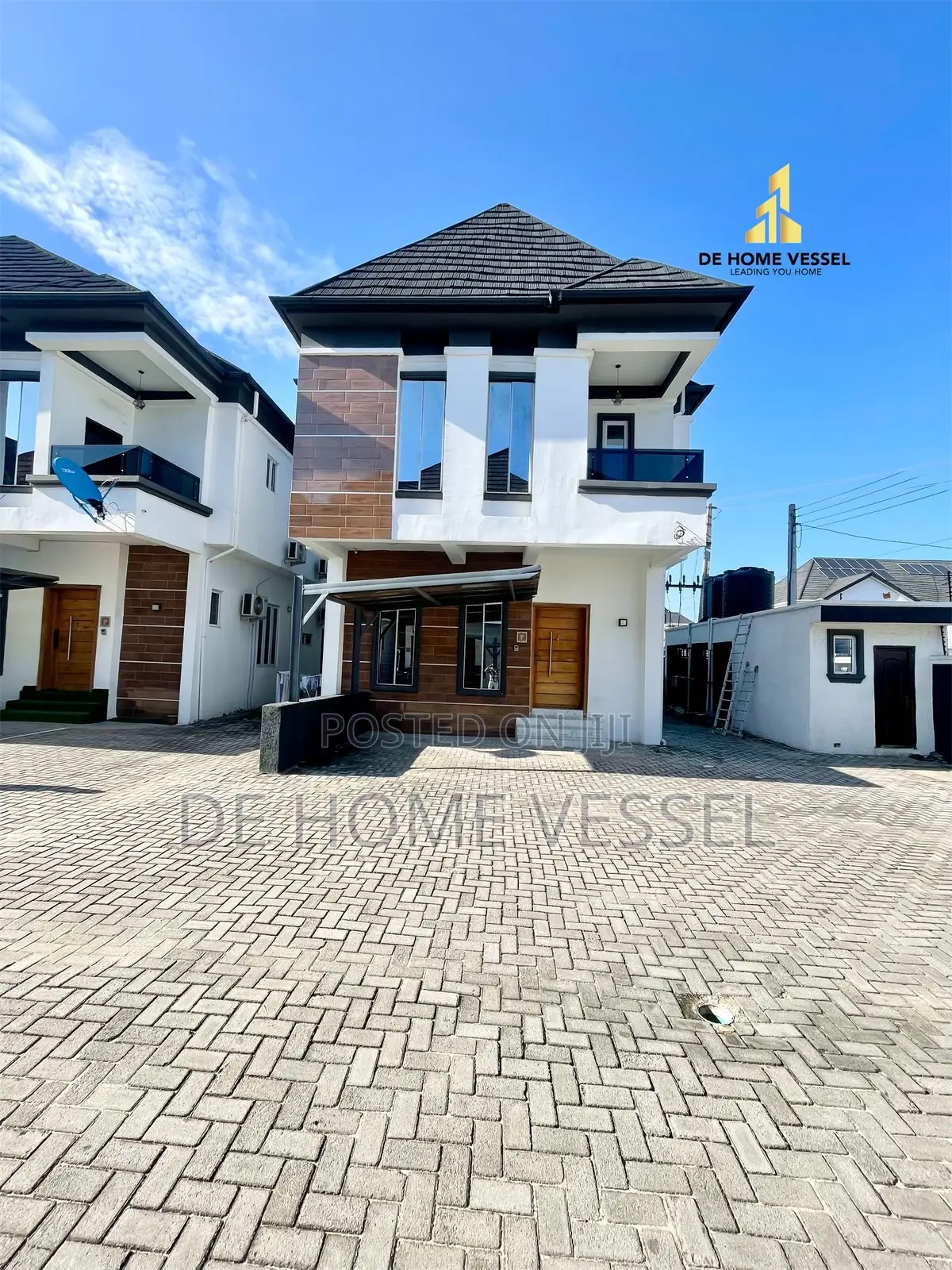 4bdrm Duplex in Lekki for sale in Lekki
