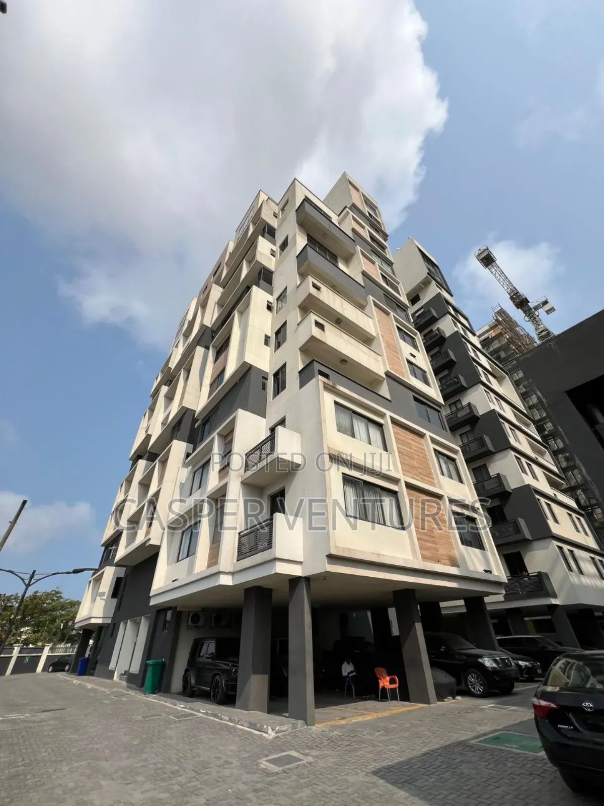 Furnished 3bdrm Apartment in Elv, Ligali Ayorinde for sale in Ligali Ayorinde