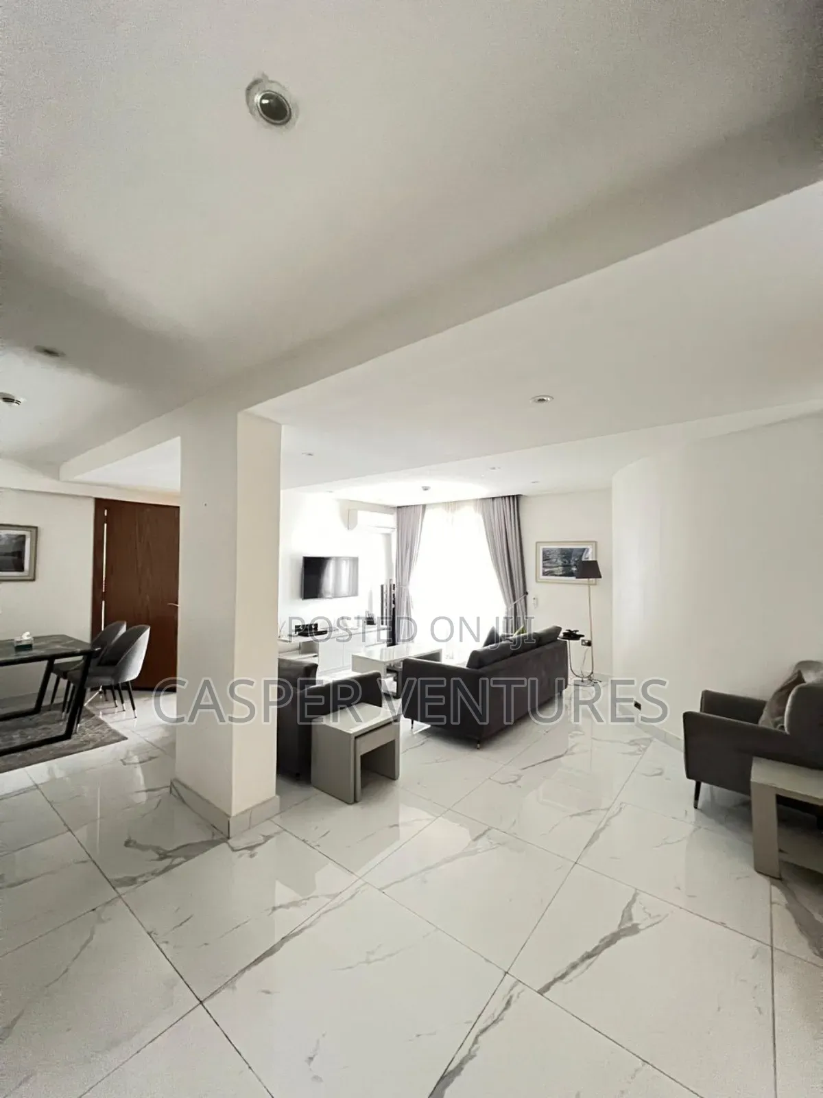 Furnished 3bdrm Apartment in Elv, Ligali Ayorinde for sale in Ligali Ayorinde