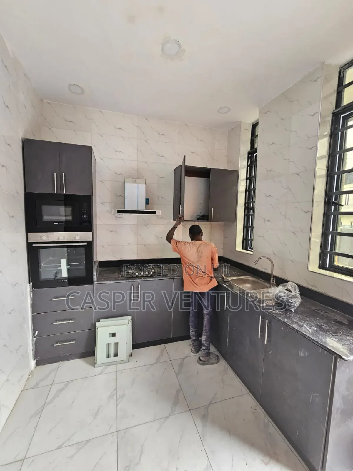 2bdrm Apartment in Chevron for rent in Chevron