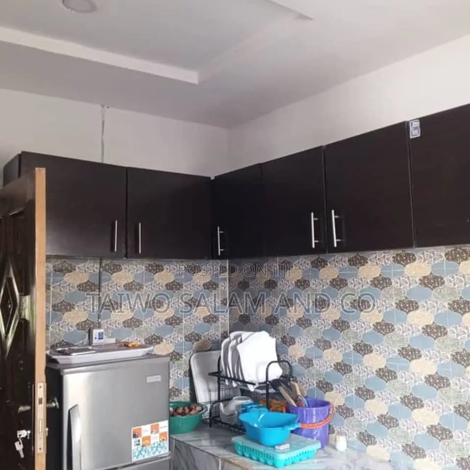 Furnished 2bdrm Block of Flats in Akala Express for sale in Akala Express