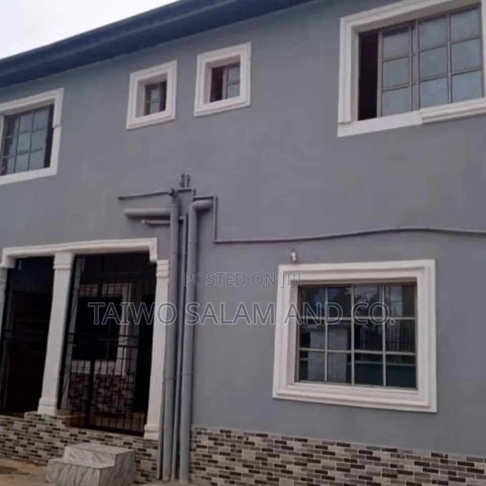Furnished 2bdrm Block of Flats in Akala Express for sale in Akala Express
