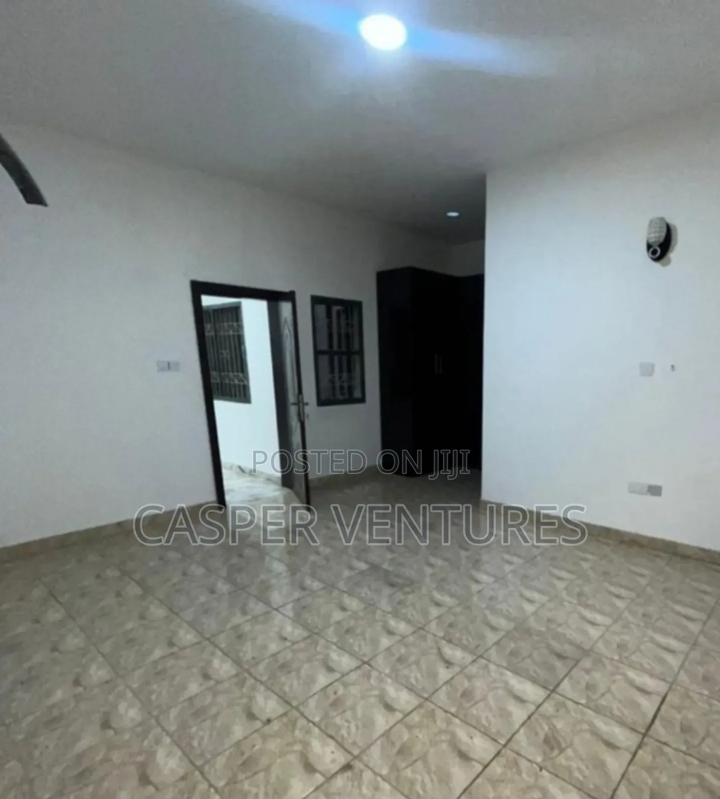1bdrm Shared Apartment in Dpkay, Lekki Phase 2 for rent in Lekki Phase 2