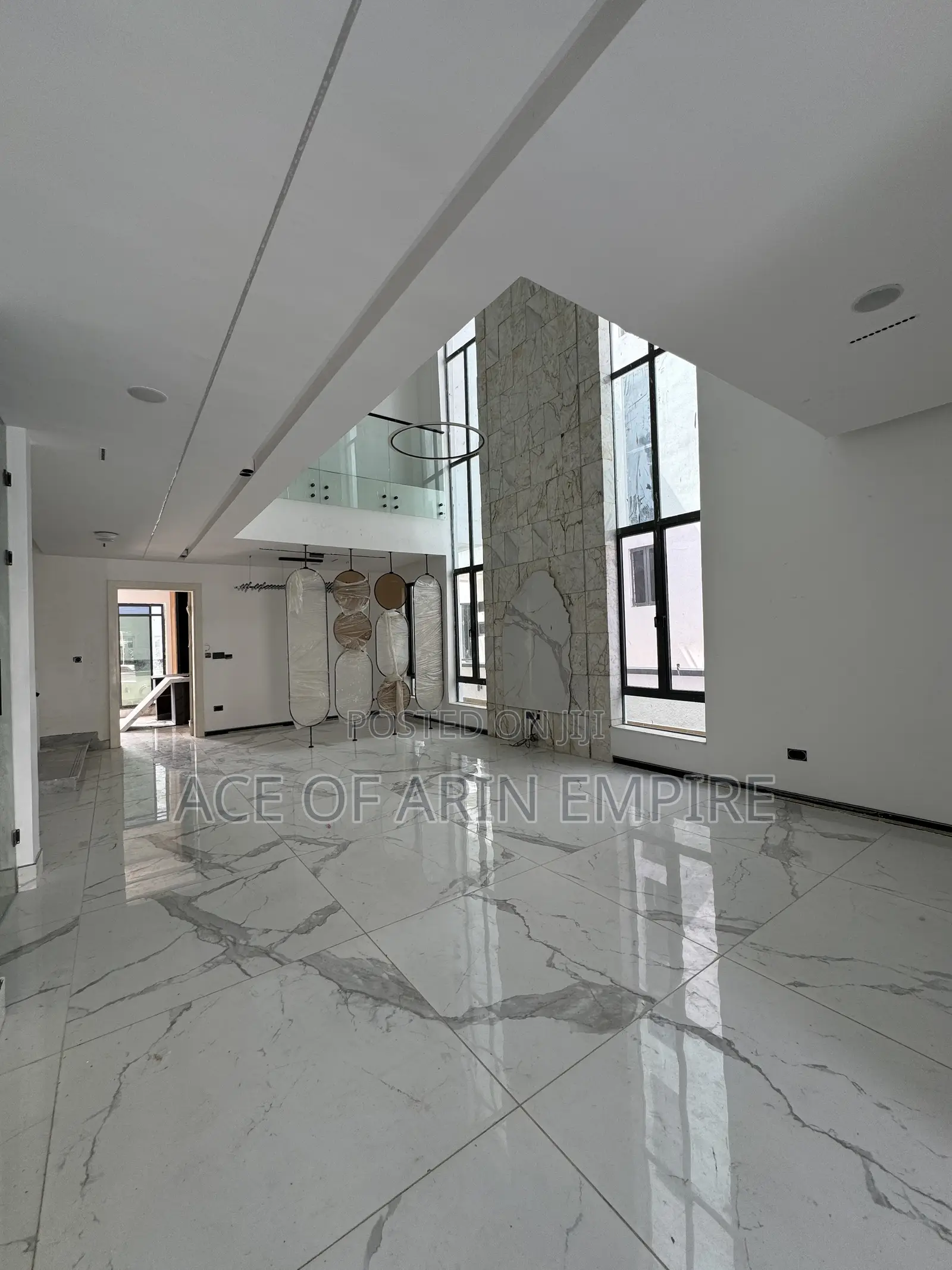 5bdrm Duplex in Lekki County for sale in Lekki