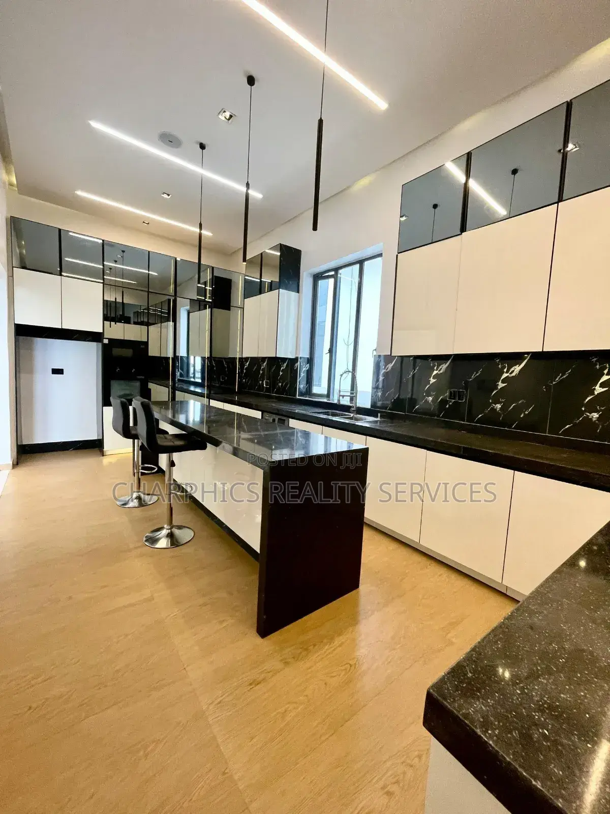 5bdrm Duplex in Ajah for sale in Ajah