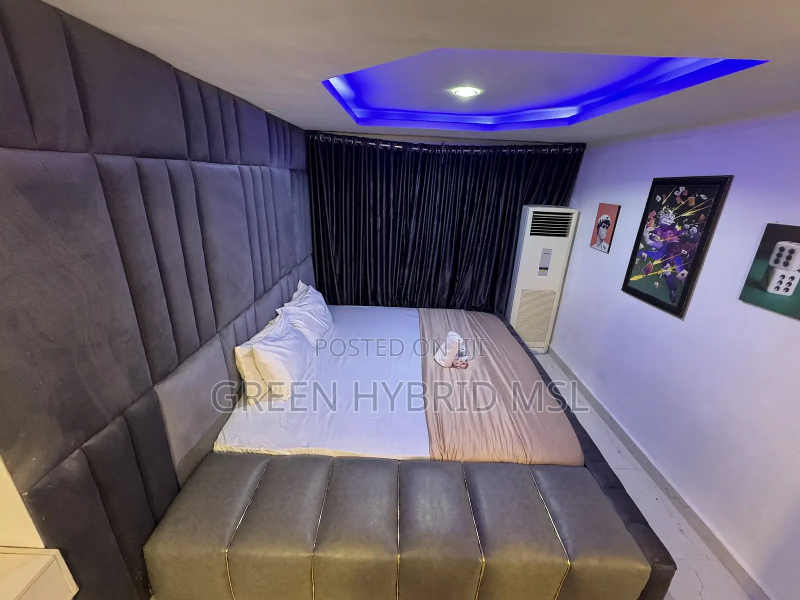Cozy Pent House With Balcony for R R in Wuse