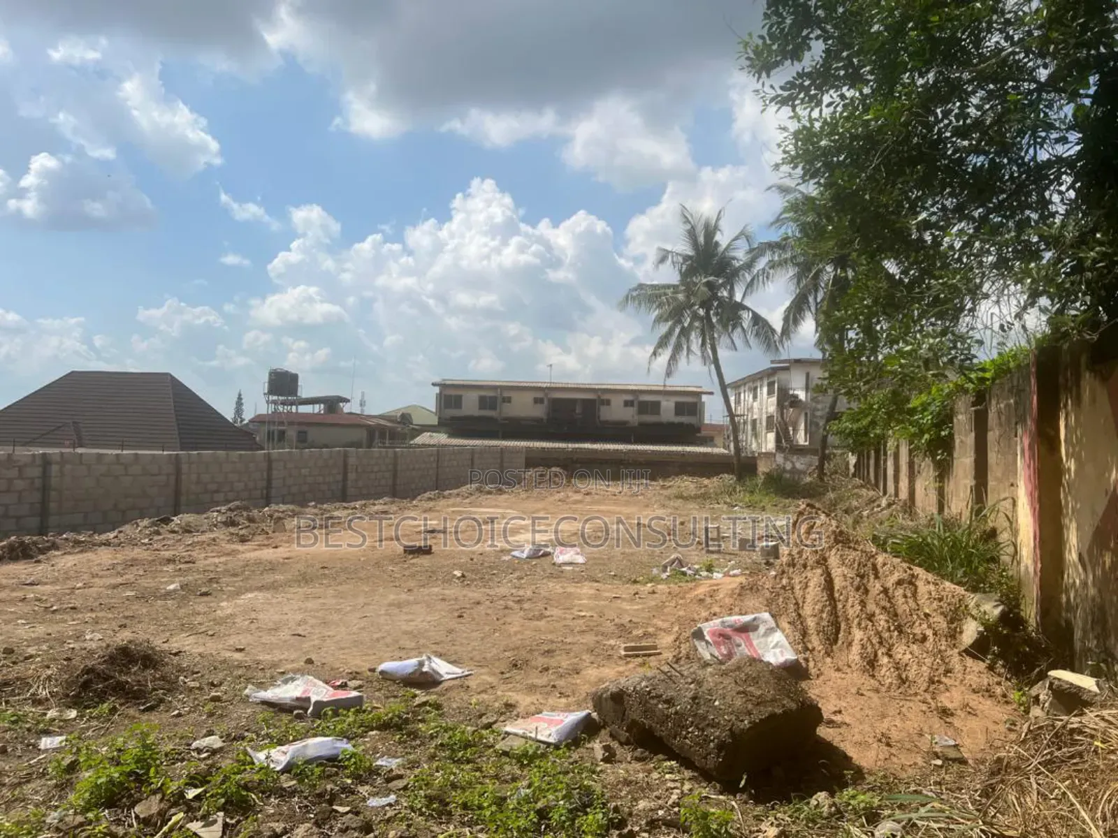 1,300sqm, Fenced and Gated at Ring- Road in Ibadan
