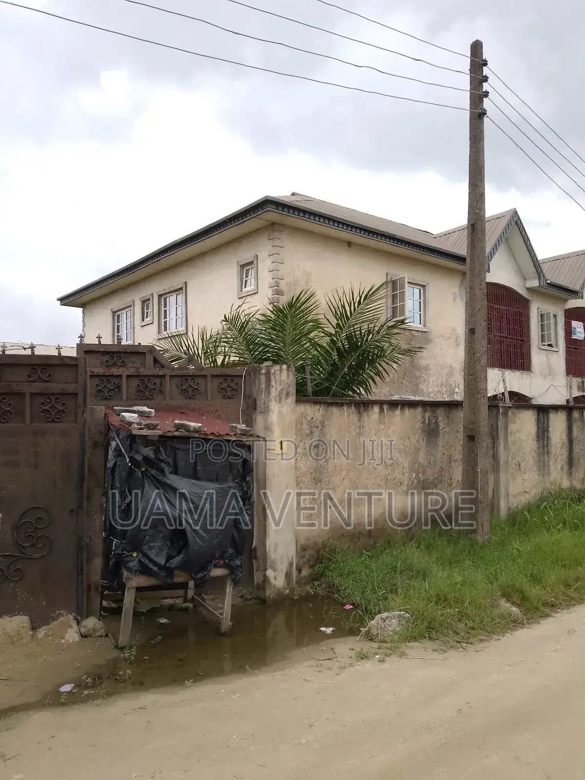 12bdrm Block of Flats in Ajah for sale in Ajah
