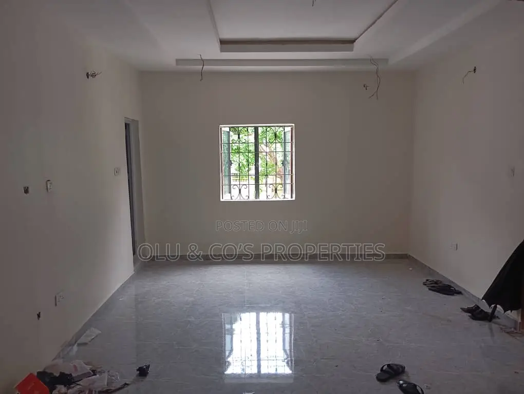 1bdrm Block of Flats in Garki Old Cbn for rent in Garki 2