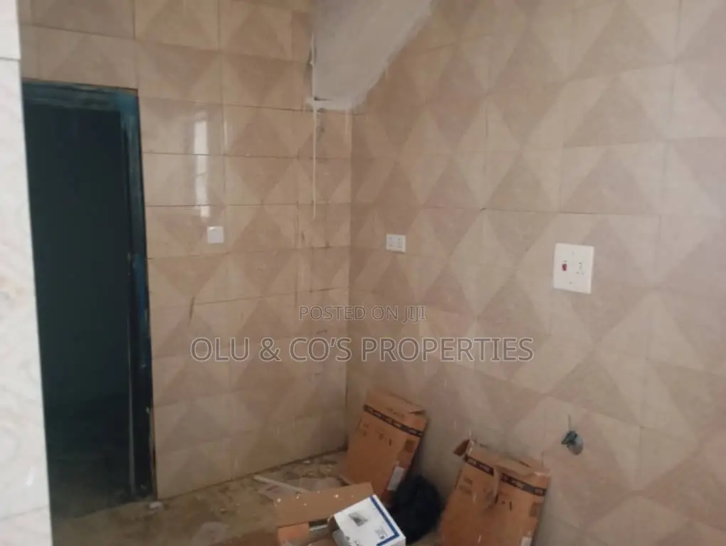 1bdrm Block of Flats in Garki Old Cbn for rent in Garki 2