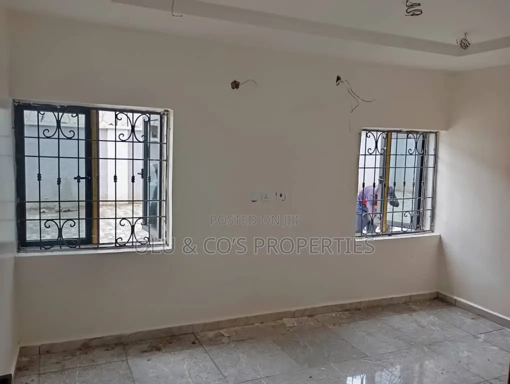1bdrm Block of Flats in Garki Old Cbn for rent in Garki 2