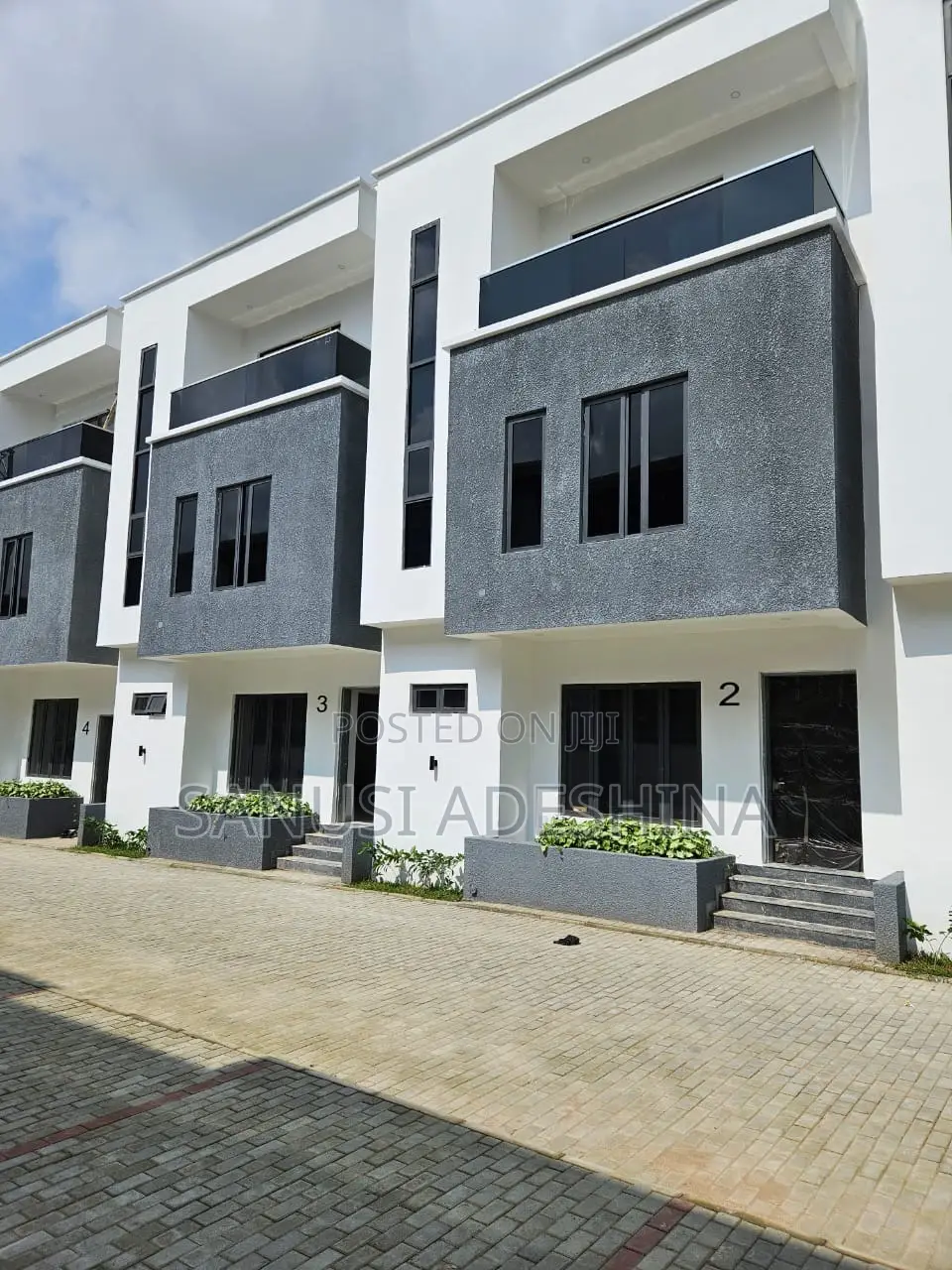 5bdrm Duplex in Jahi Gilmore Abuja for sale in Jahi