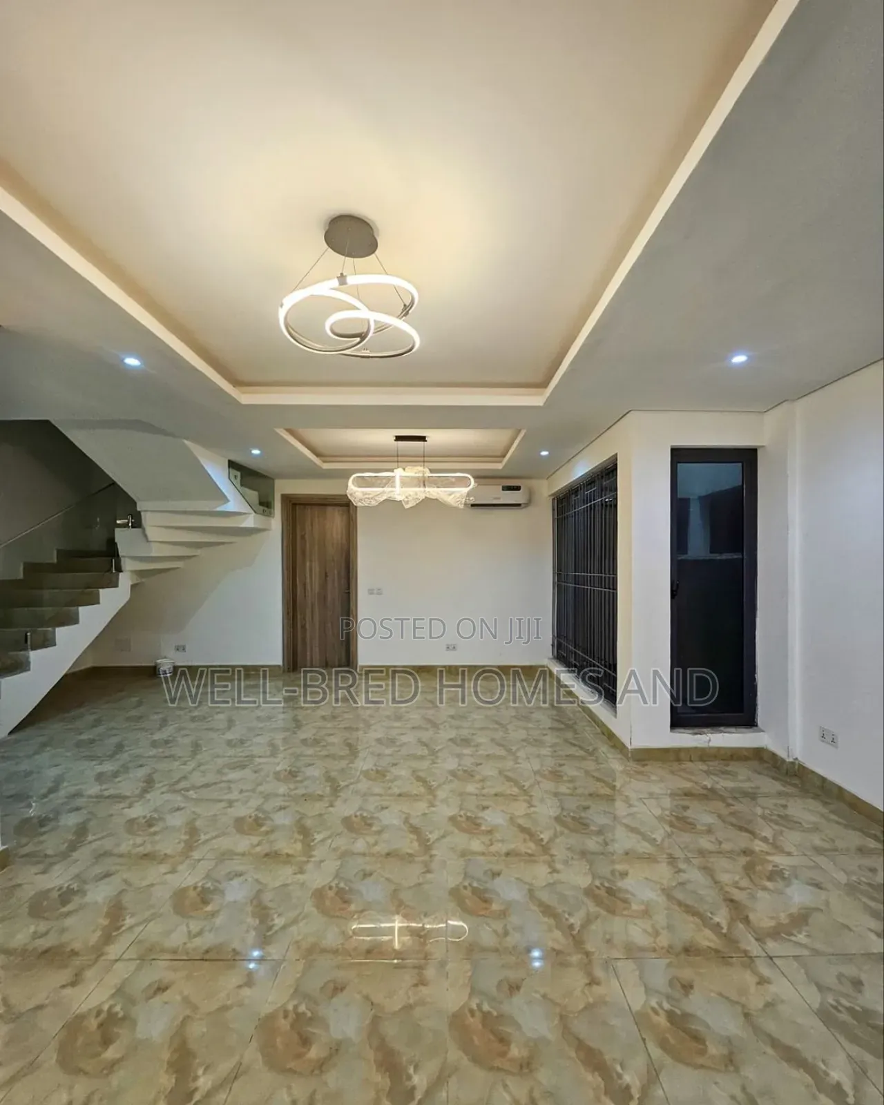 4bdrm Duplex in Lekki Phase 1 Lagos for sale in Lekki Phase 1
