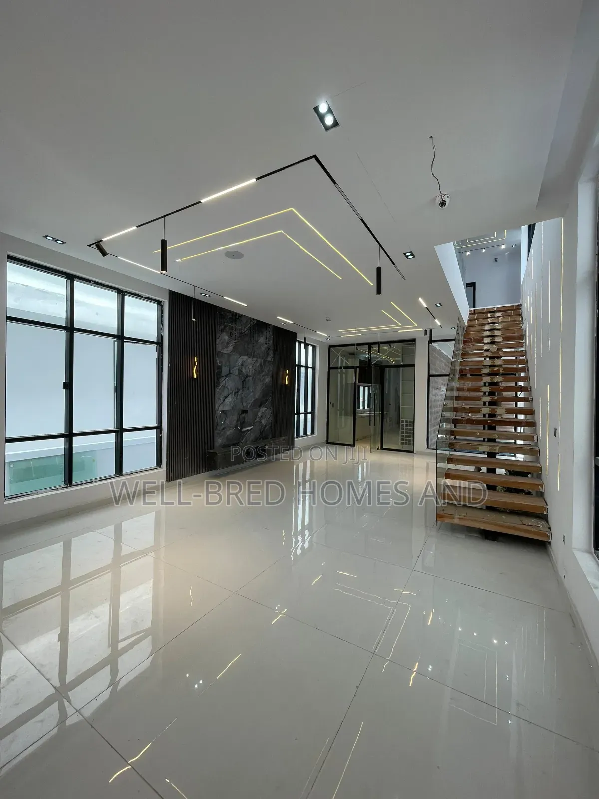 5bdrm House in Chevron Lekki Lagos for sale in Lekki