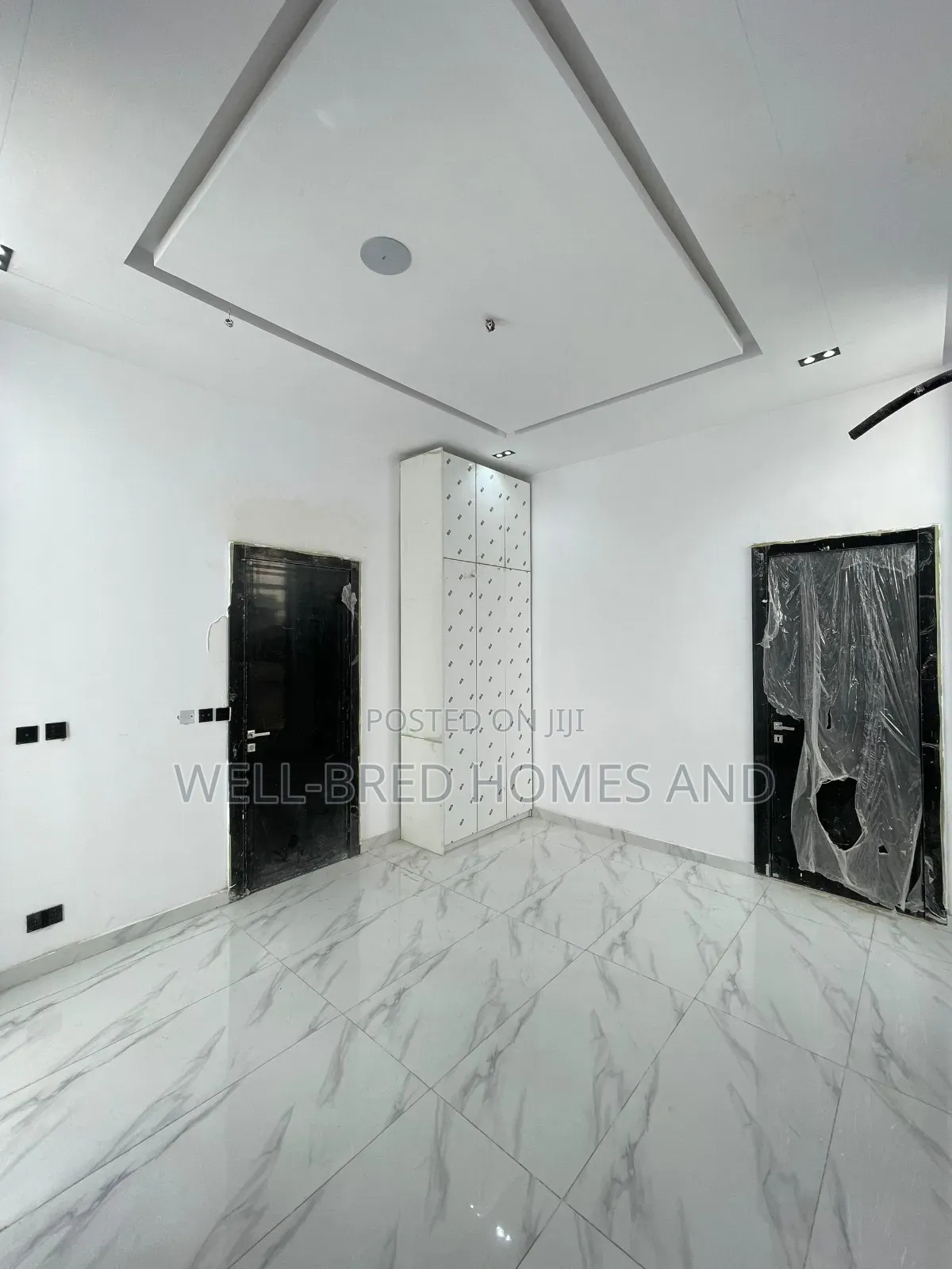 5bdrm House in Chevron Lekki Lagos for sale in Lekki