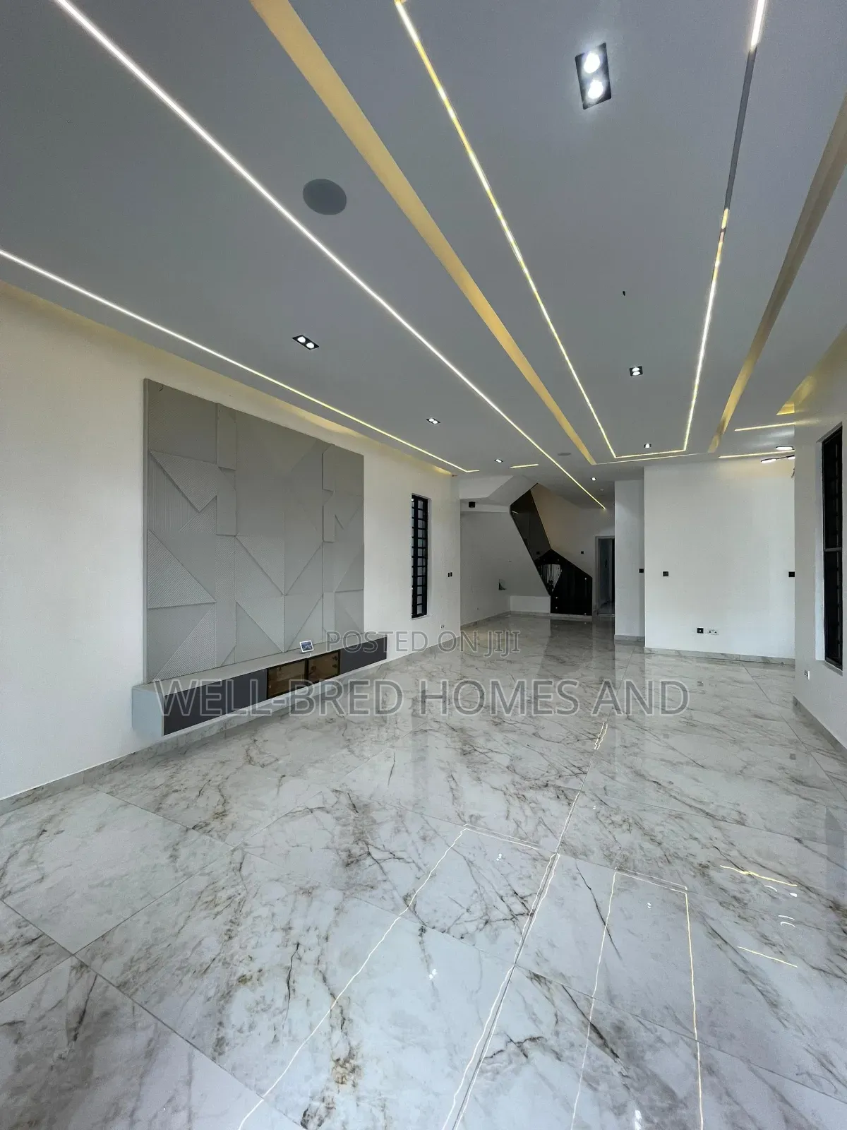 5bdrm House in Chevron Lekki Lagos for sale in Lekki