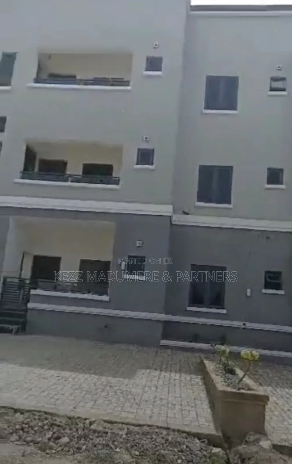 5bdrm Block of Flats in Gaduwa , Abuja , Fct for sale in Gaduwa