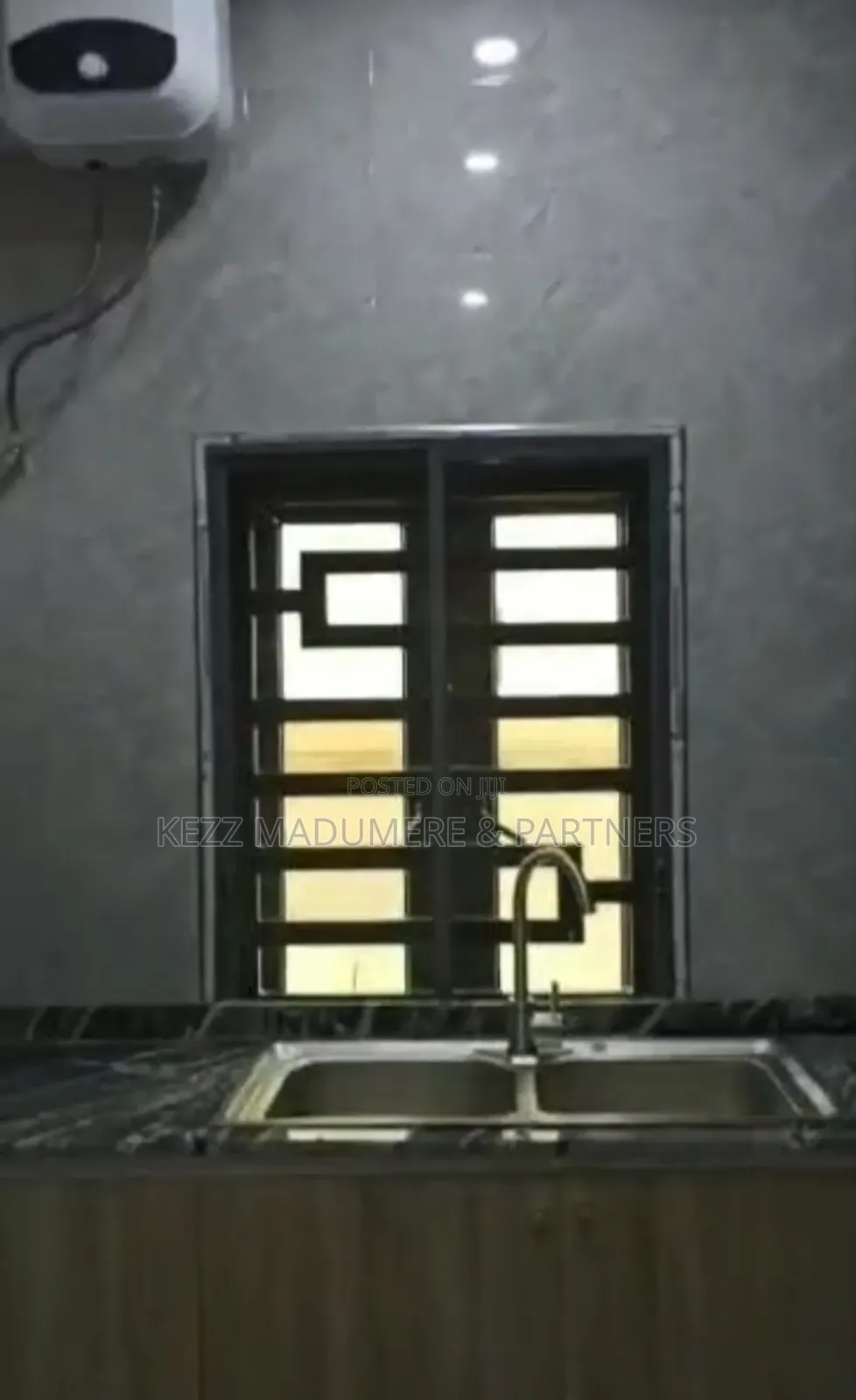 5bdrm Block of Flats in Gaduwa , Abuja , Fct for sale in Gaduwa