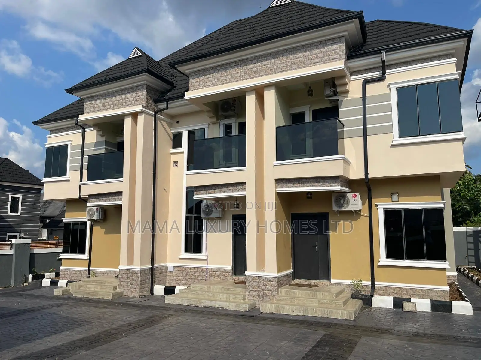 Luxuriously Furnished 2 Bedroom Duplex Shortlet - Gra Enugu in Enugu