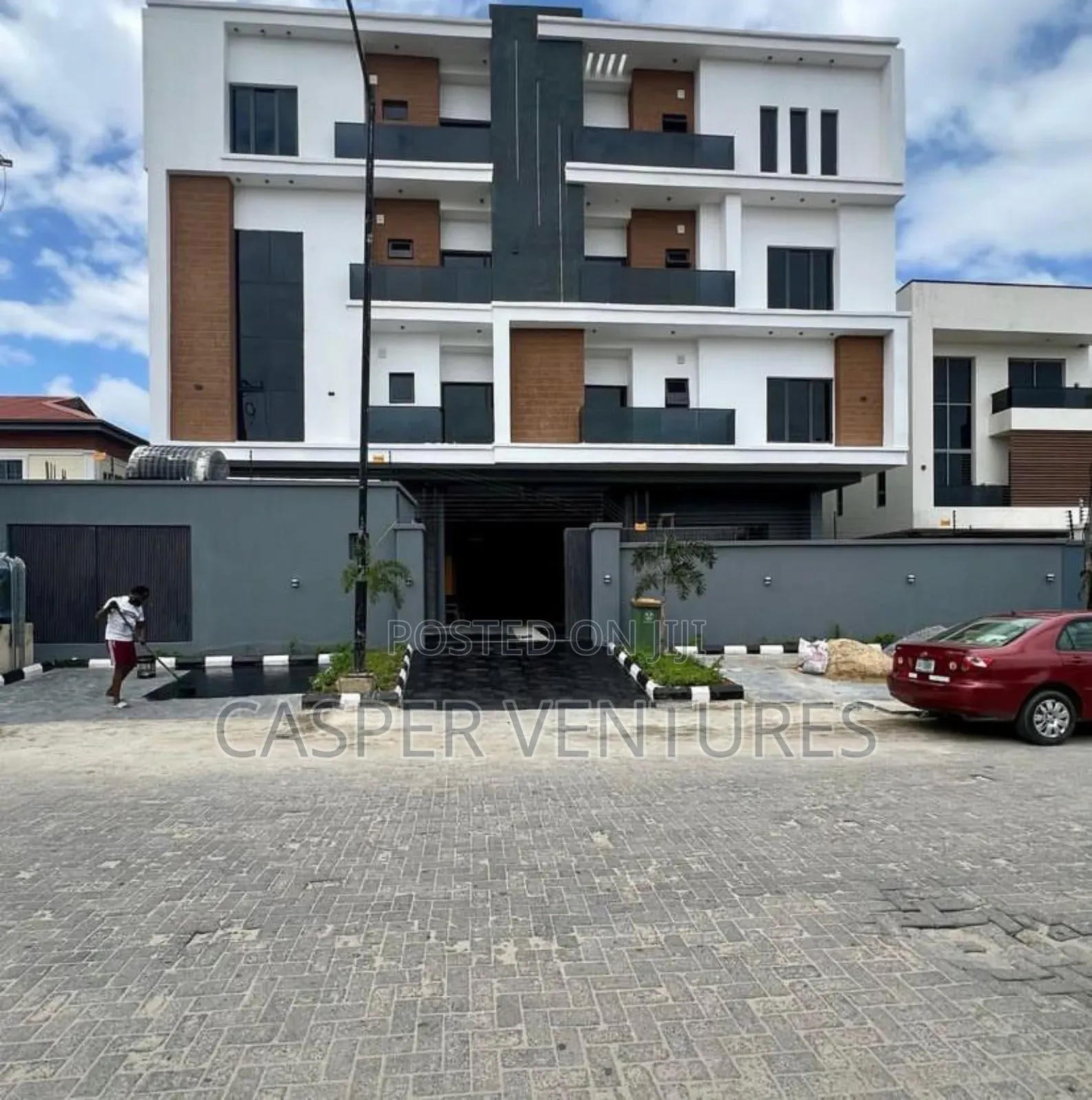 3bdrm Apartment in Adeniran, Lekki Phase 1 for rent in Lekki Phase 1