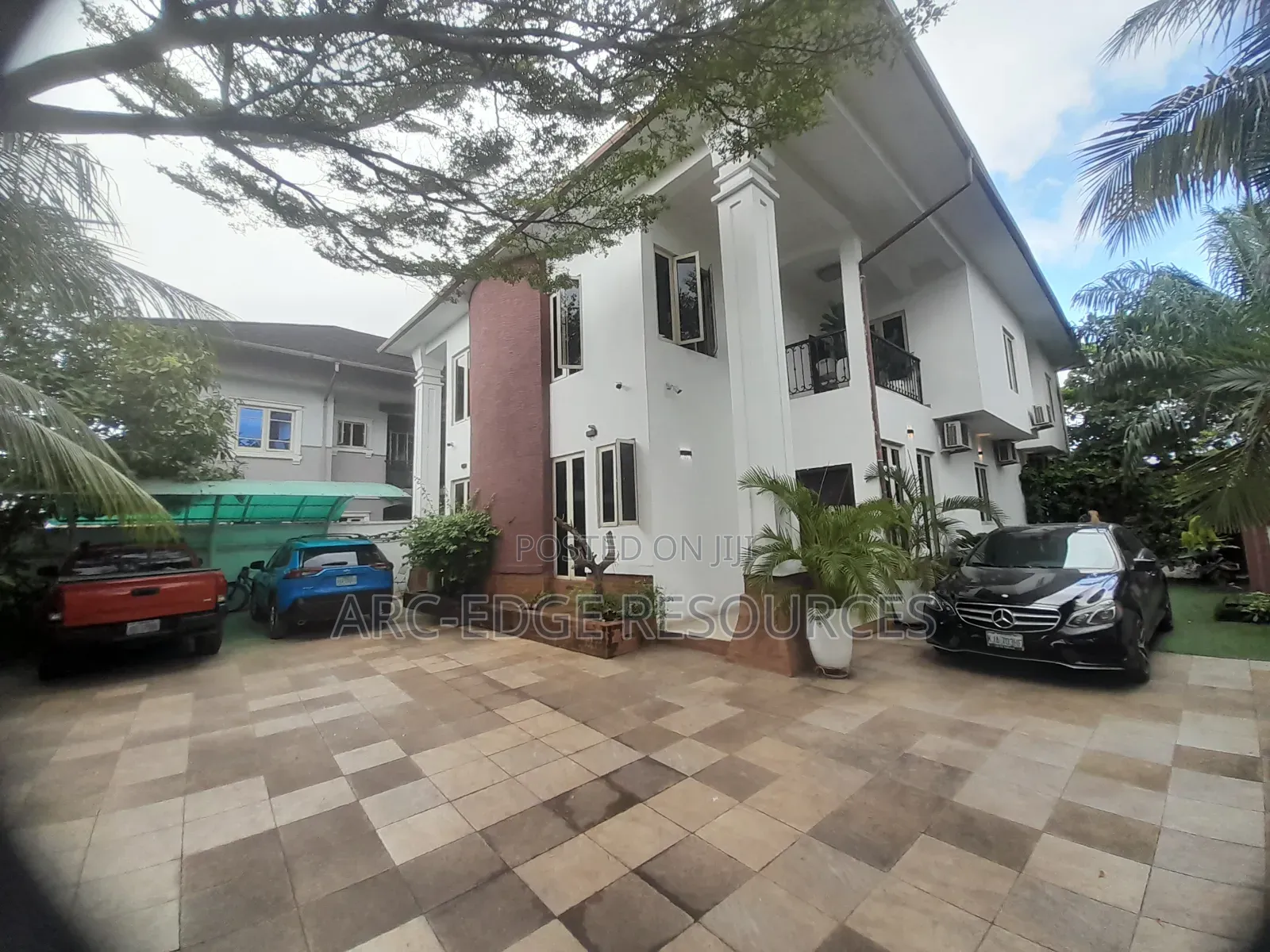 5bdrm Duplex in Amuwo-Odofin for sale in Amuwo-Odofin