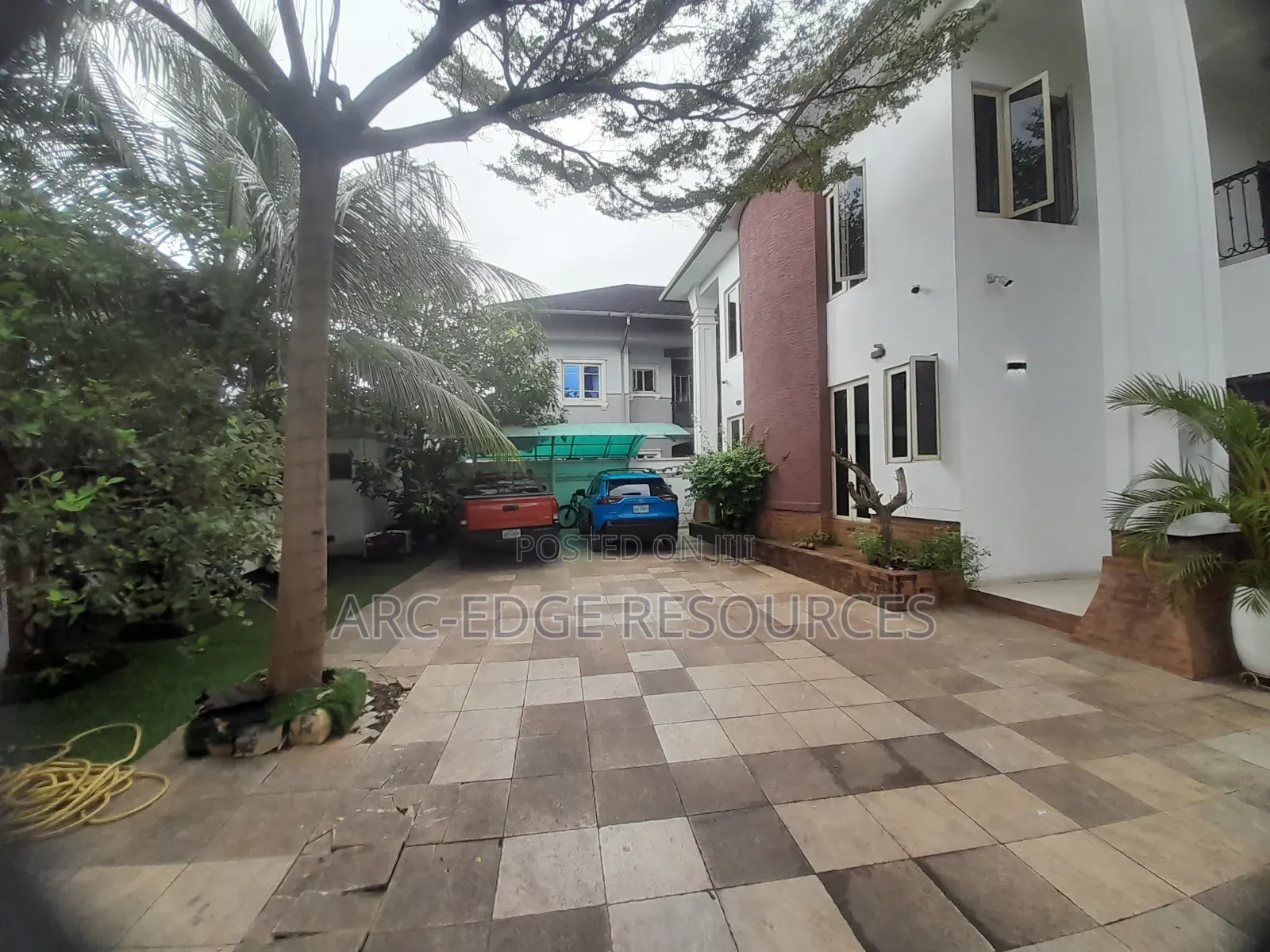 5bdrm Duplex in Amuwo-Odofin for sale in Amuwo-Odofin