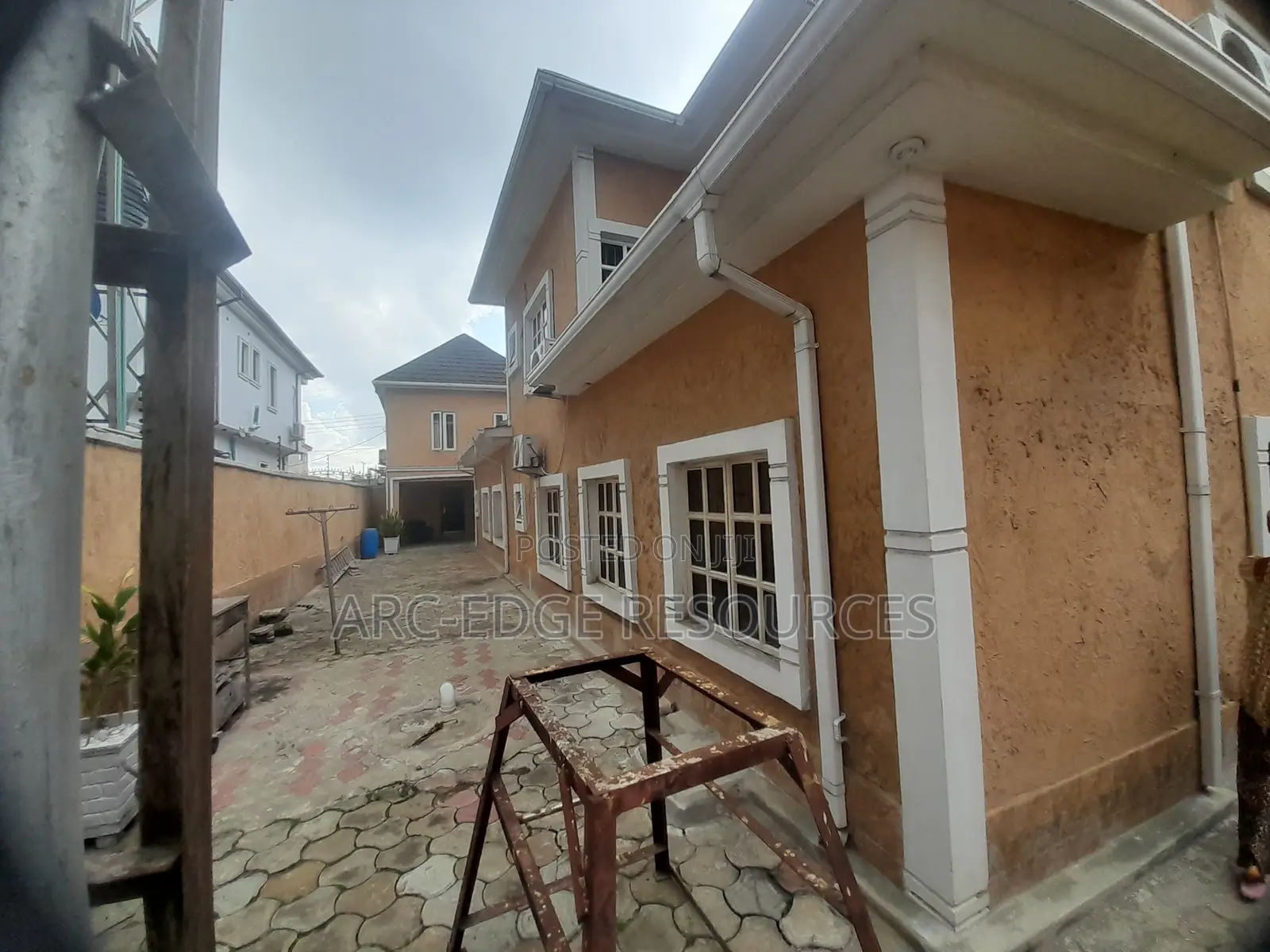 Furnished 6bdrm Duplex in Apple Junction for sale in Apple Junction